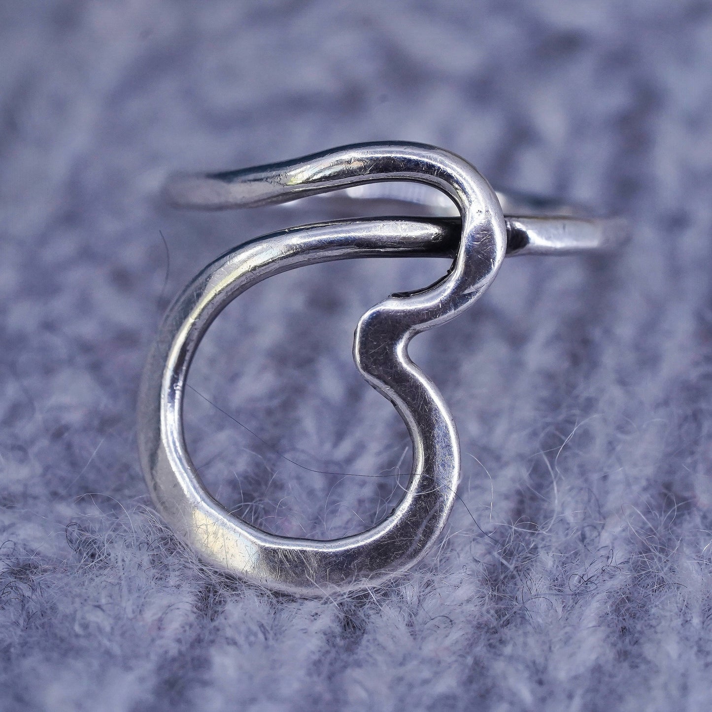 Size 5.25, vintage sterling silver ring, solid 925 silver wired knot band