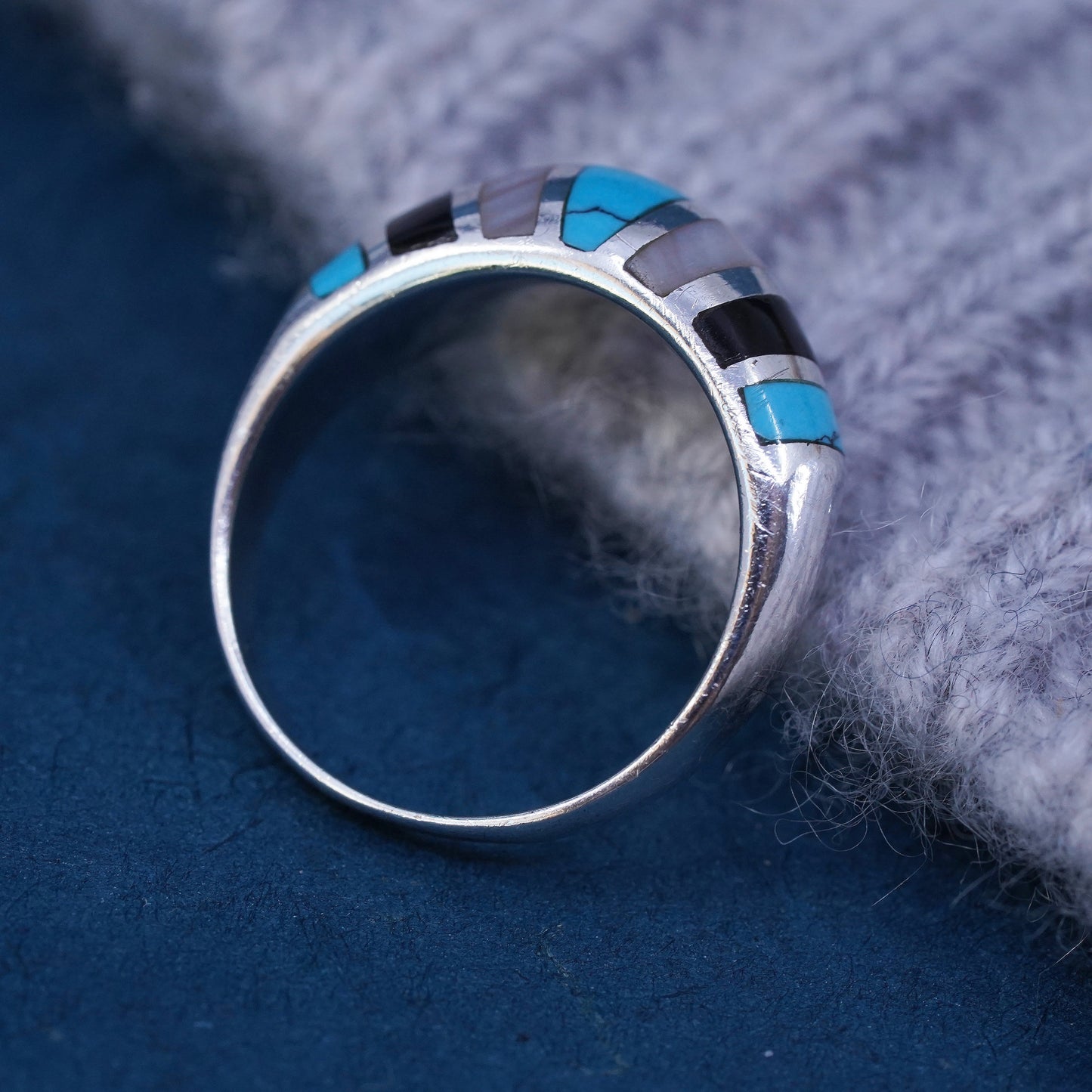 Size 6.5, Sterling 925 silver ring, Native American, southwestern turquoise
