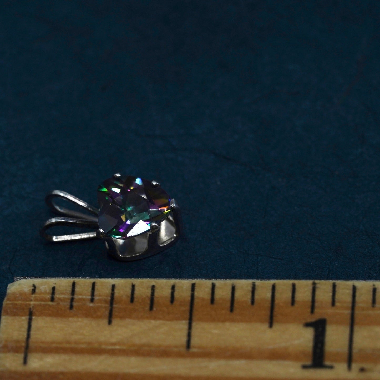 Vintage sterling 925 silver tiny pendant with heart rainbow topaz