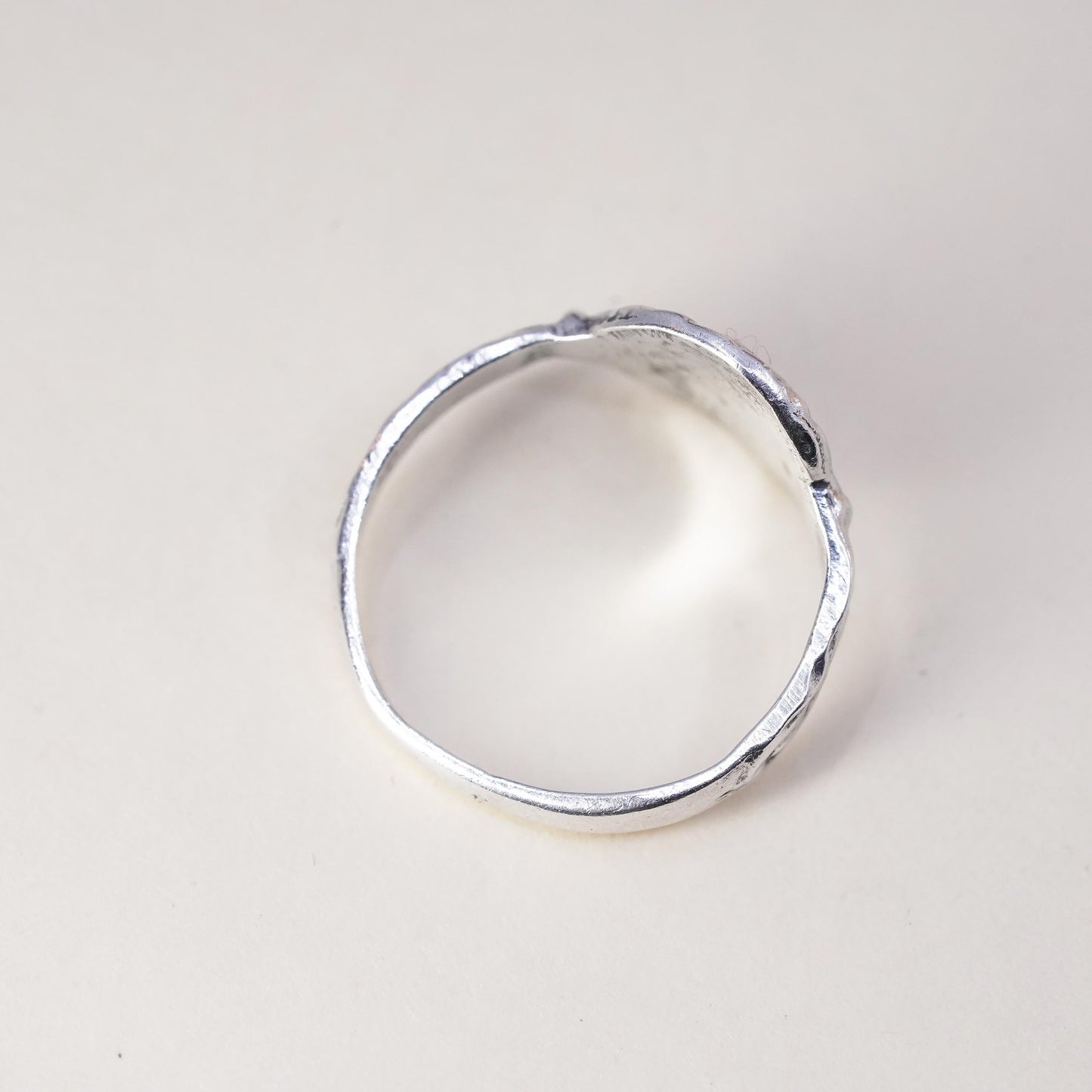 Size 6.25, vintage sterling silver ring, Mexican textured 925 ribbed wavy band