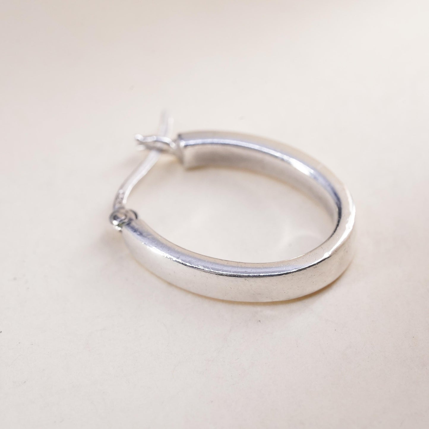 0.75”, Vintage sterling silver loop single earring, fashion primitive oval hoop
