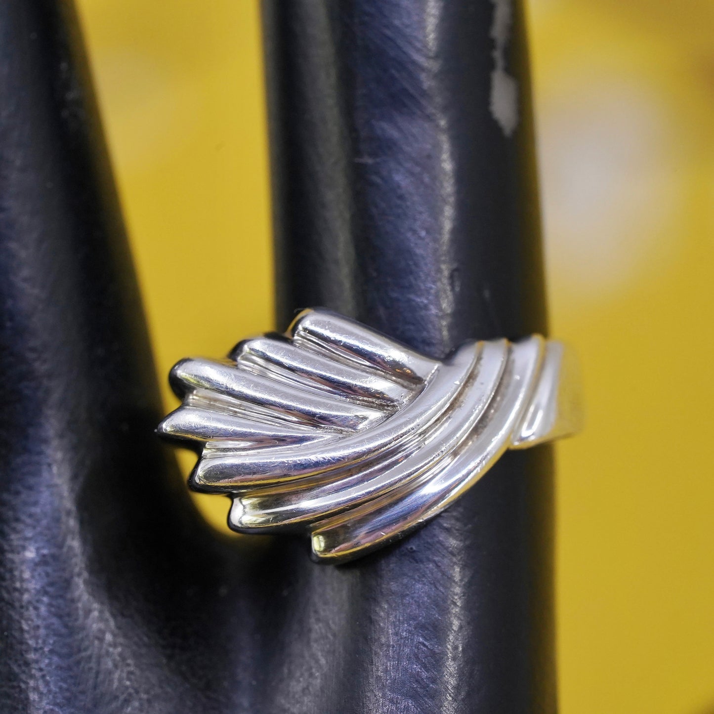 size 7, vintage Mexican Sterling silver handmade ring, 925 wide ribbed band