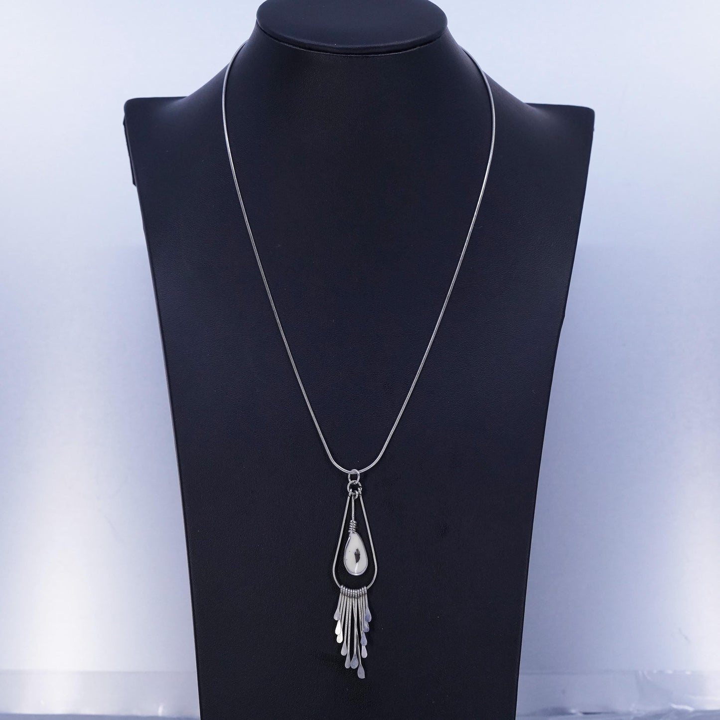 18”, VTG Sterling 925 silver handmade snake necklace fringe teardrop pendant