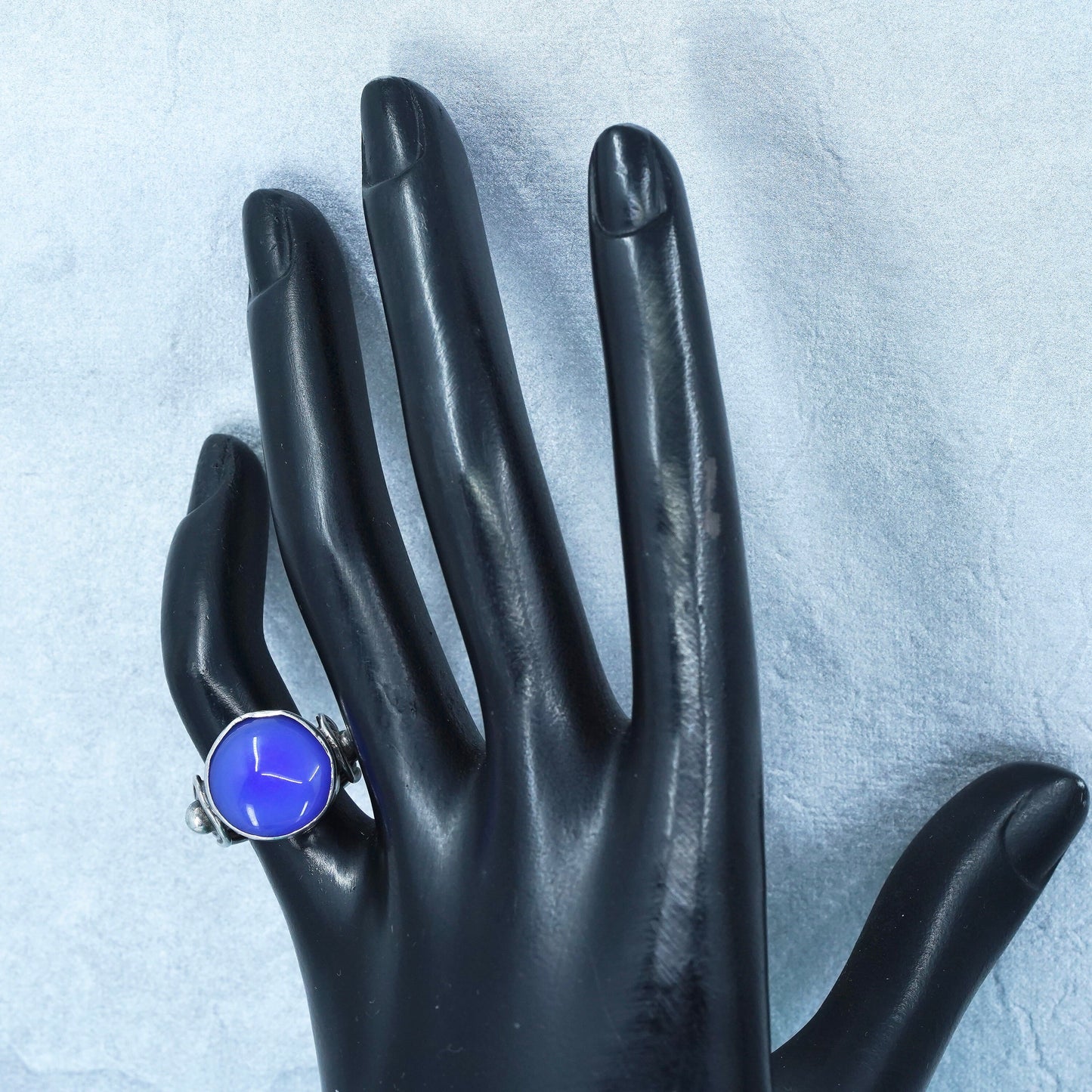 Size 3.75, vintage Sterling 925 silver handmade ring with blue agate