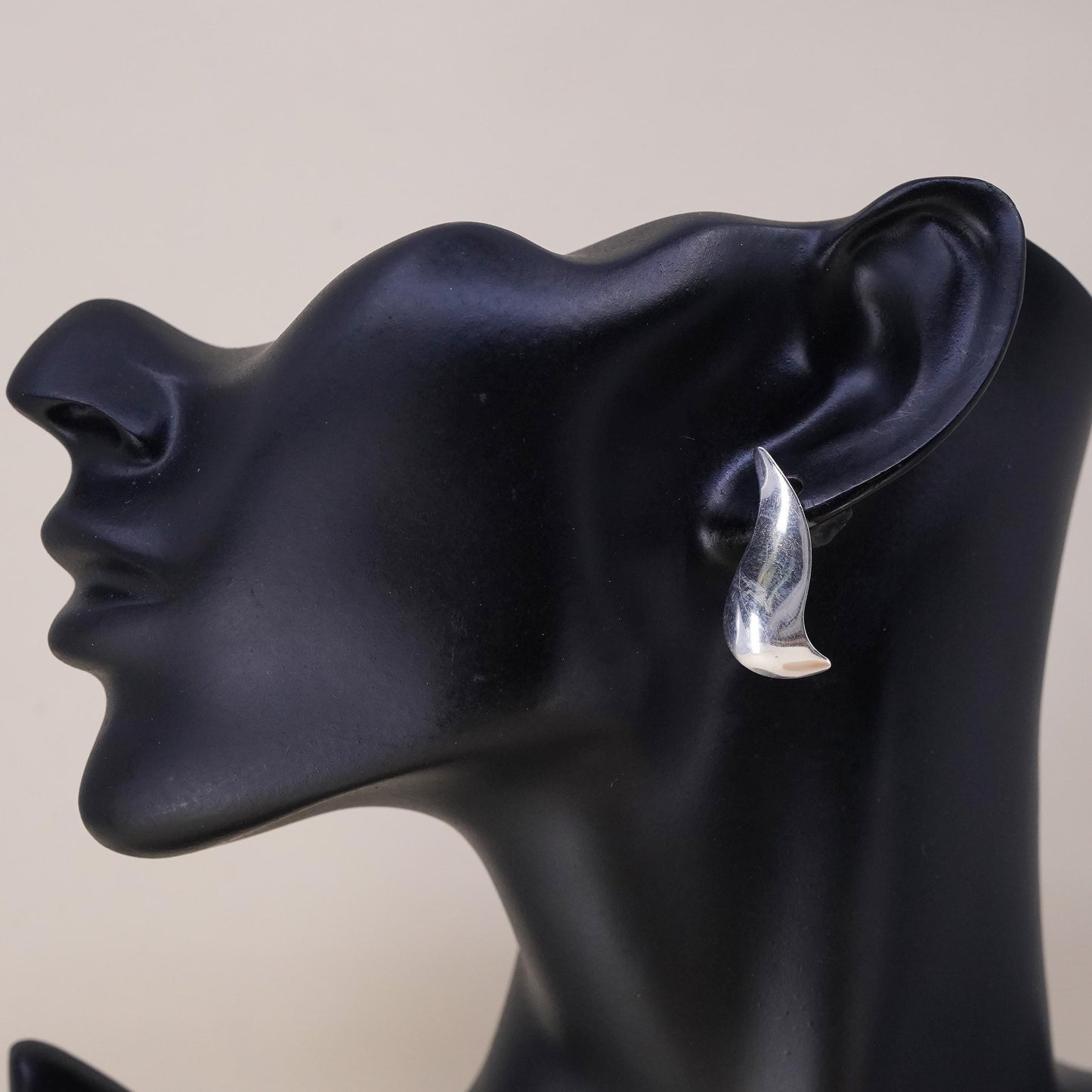 Vintage handmade single earring. Sterling 925 silver disc stud