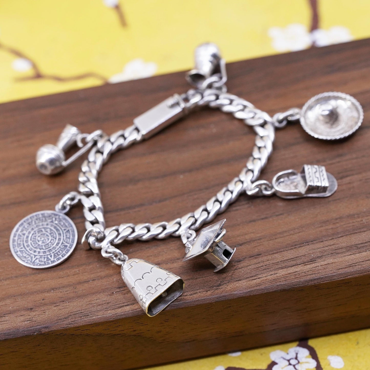 5”, Mexico Sterling Silver 925 Sombrero Mayan calendar sandal Charm Bracelet