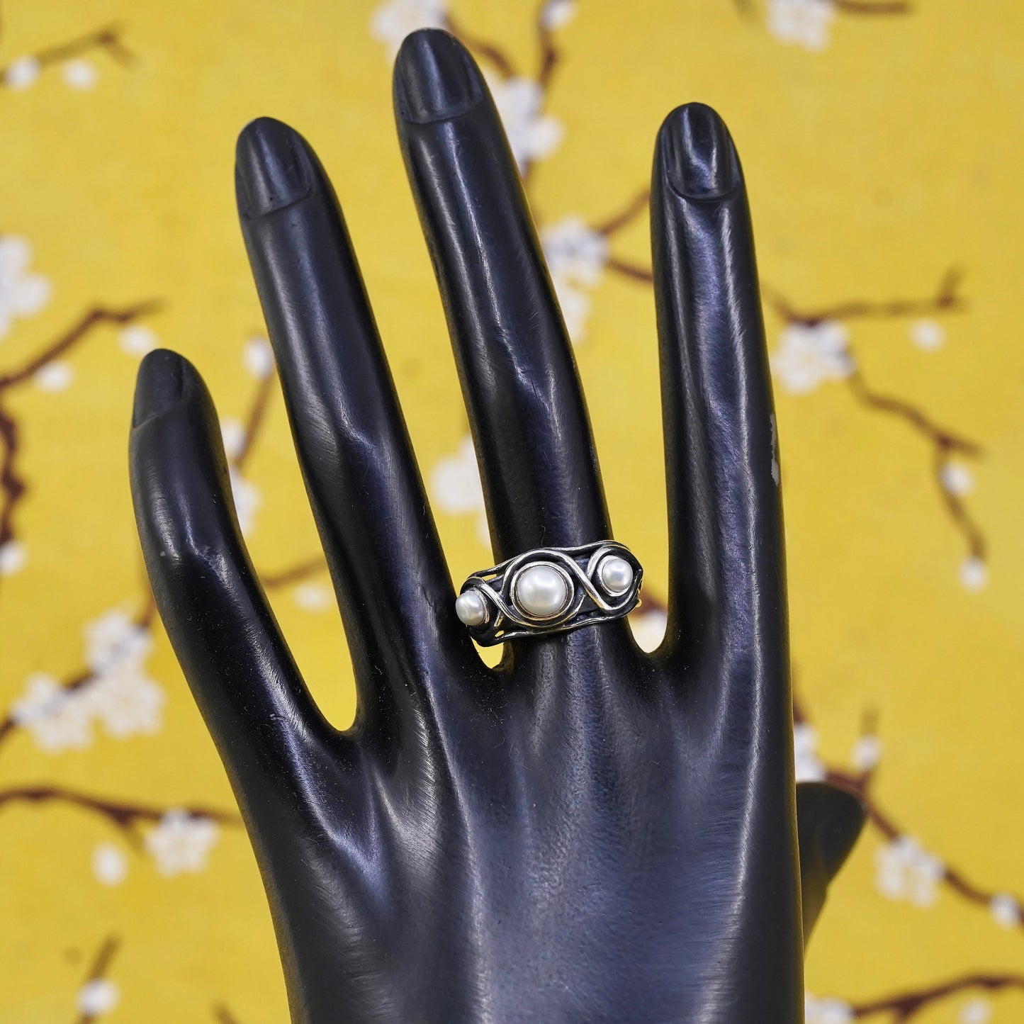 Size 8, Israel Sterling silver handmade ring, 925 statement band with pearl