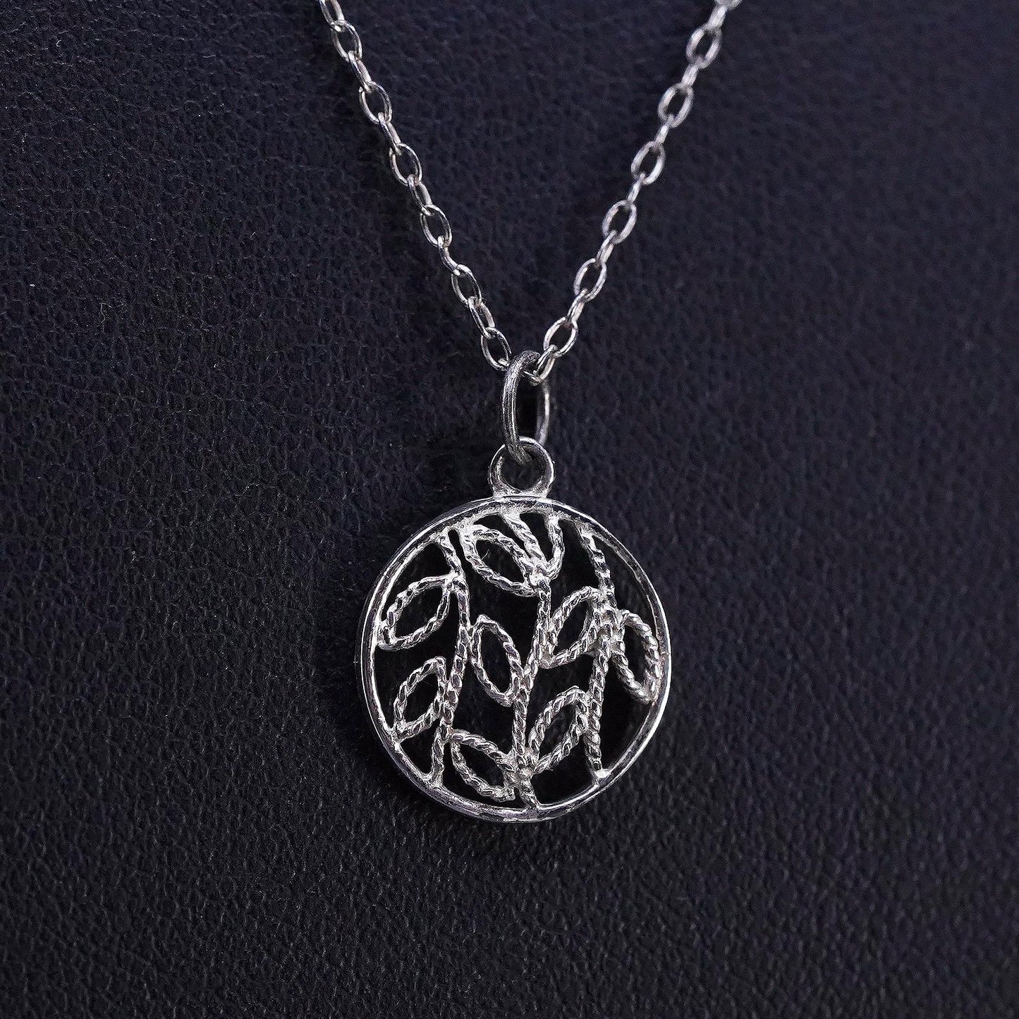 18", vintage Sterling silver necklace, 925 circle chain filigree leaves pendant