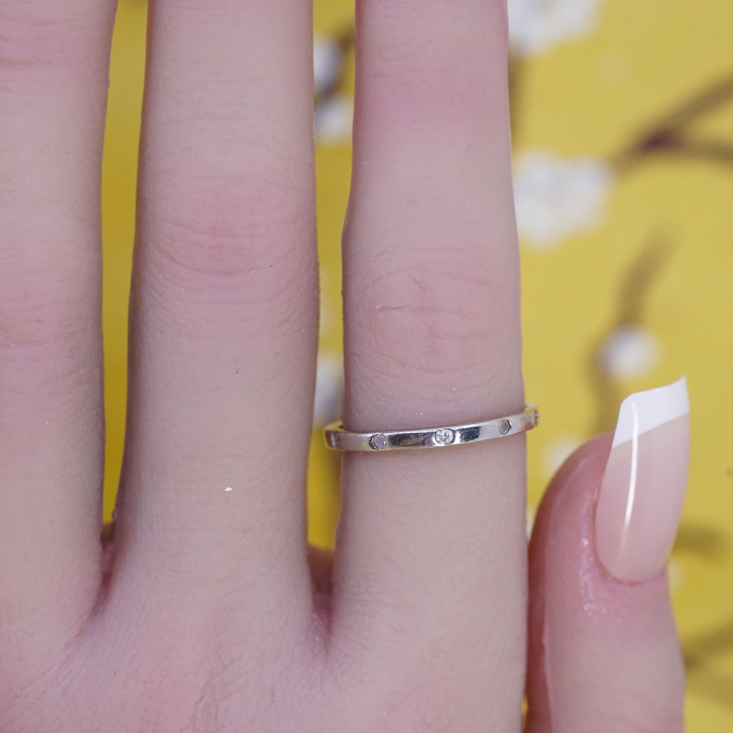 Size 7, vintage Sterling silver ring, 925 band with cz