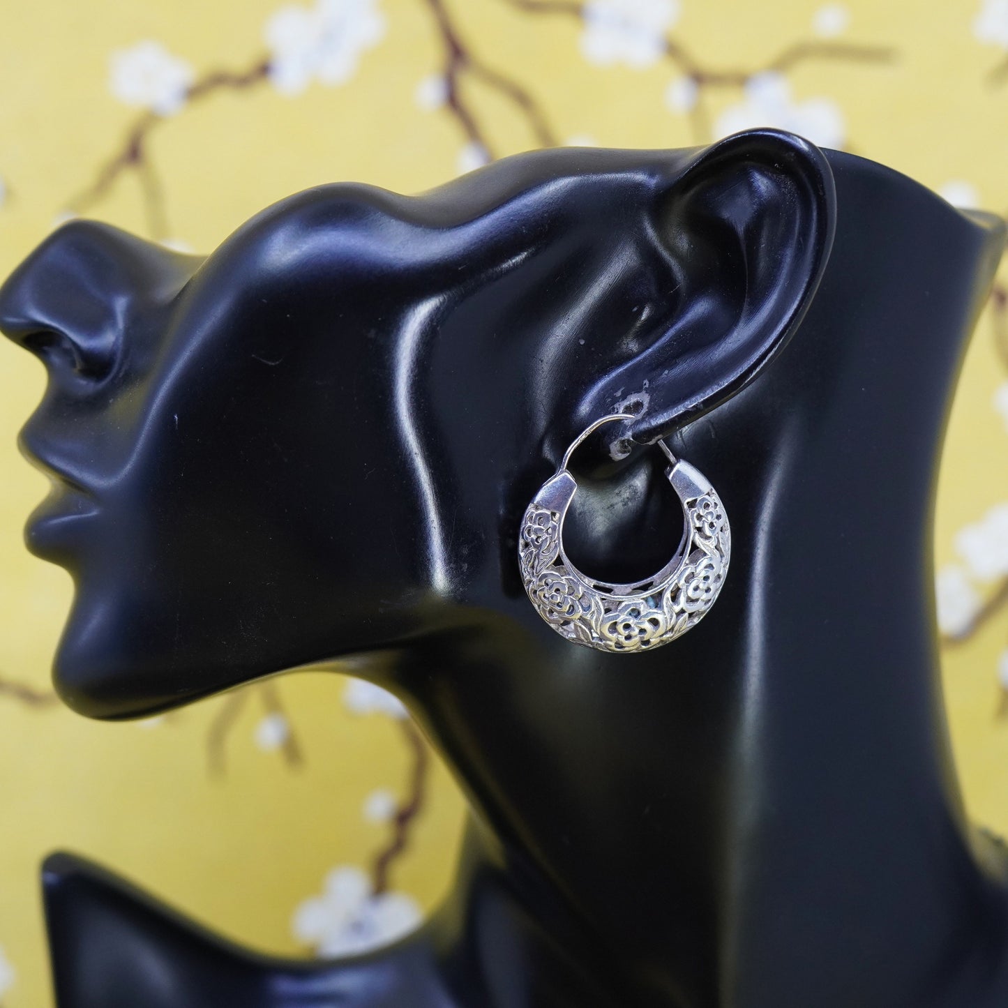 1.25”, vtg Sterling silver filigree hoop earrings, 925 handmade flower huggie