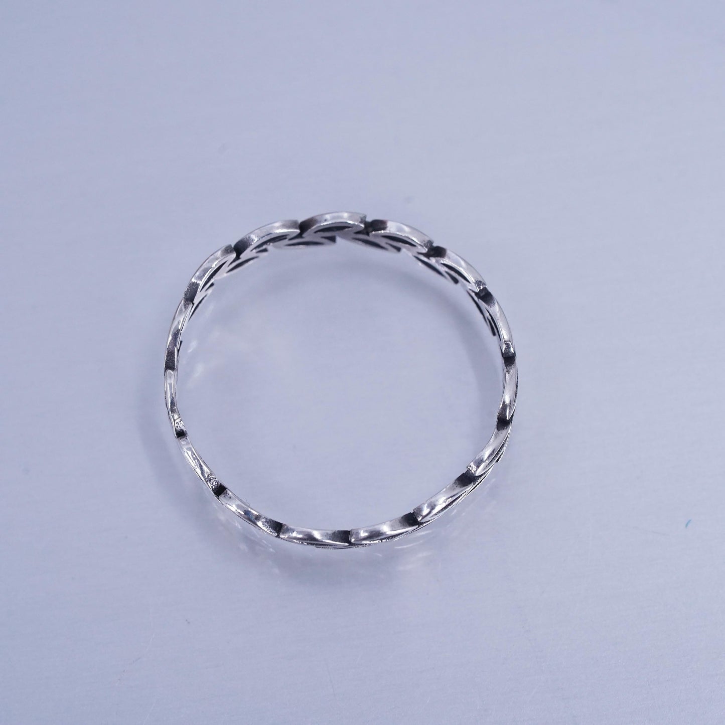 Size 10.5, vintage Sterling 925 silver handmade leaves band ring