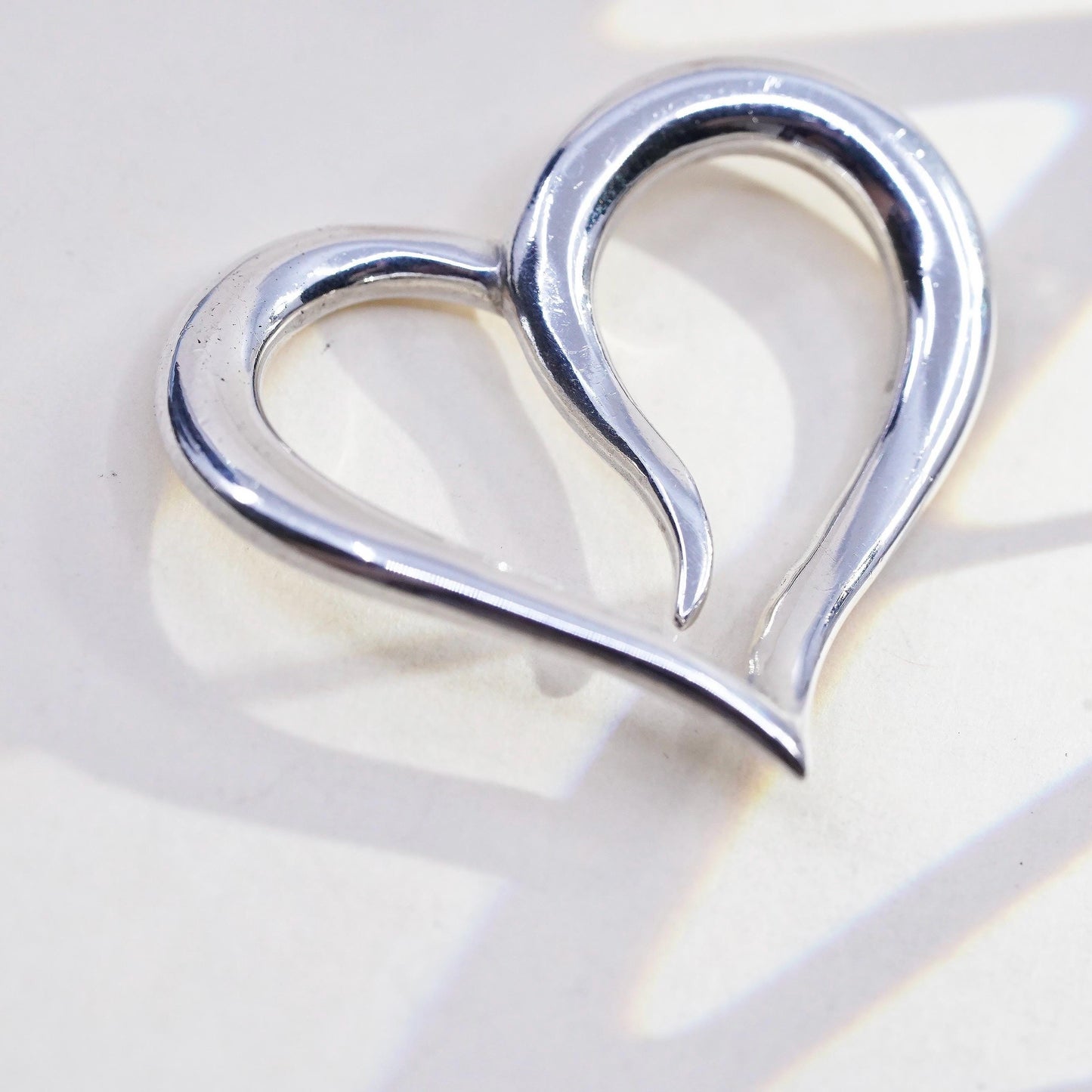 Vintage A.C. Studio, Angela Cummings 925 sterling silver heart pendant