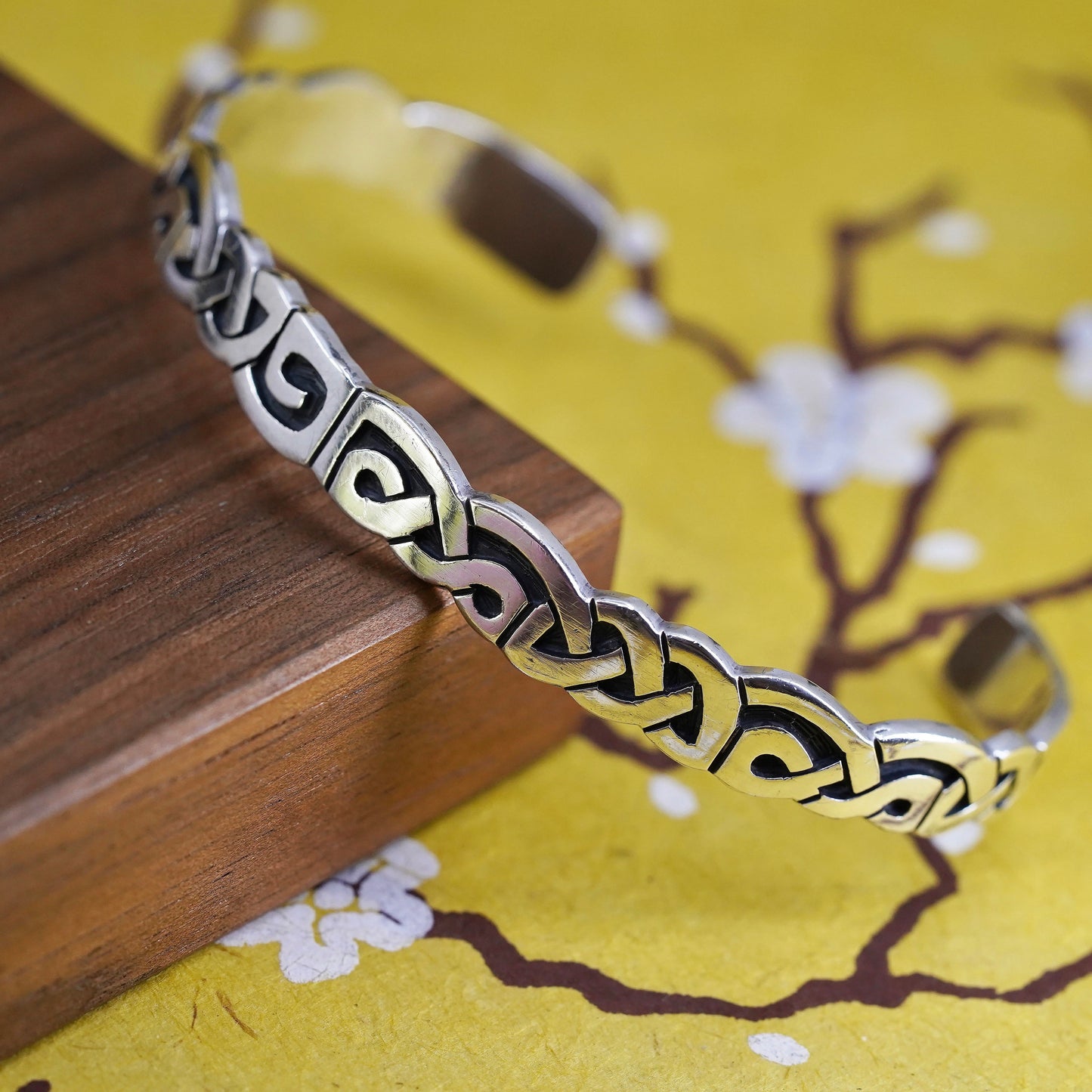 7.5”, Native American Sterling silver handmade bracelet, hopi 925 silver cuff