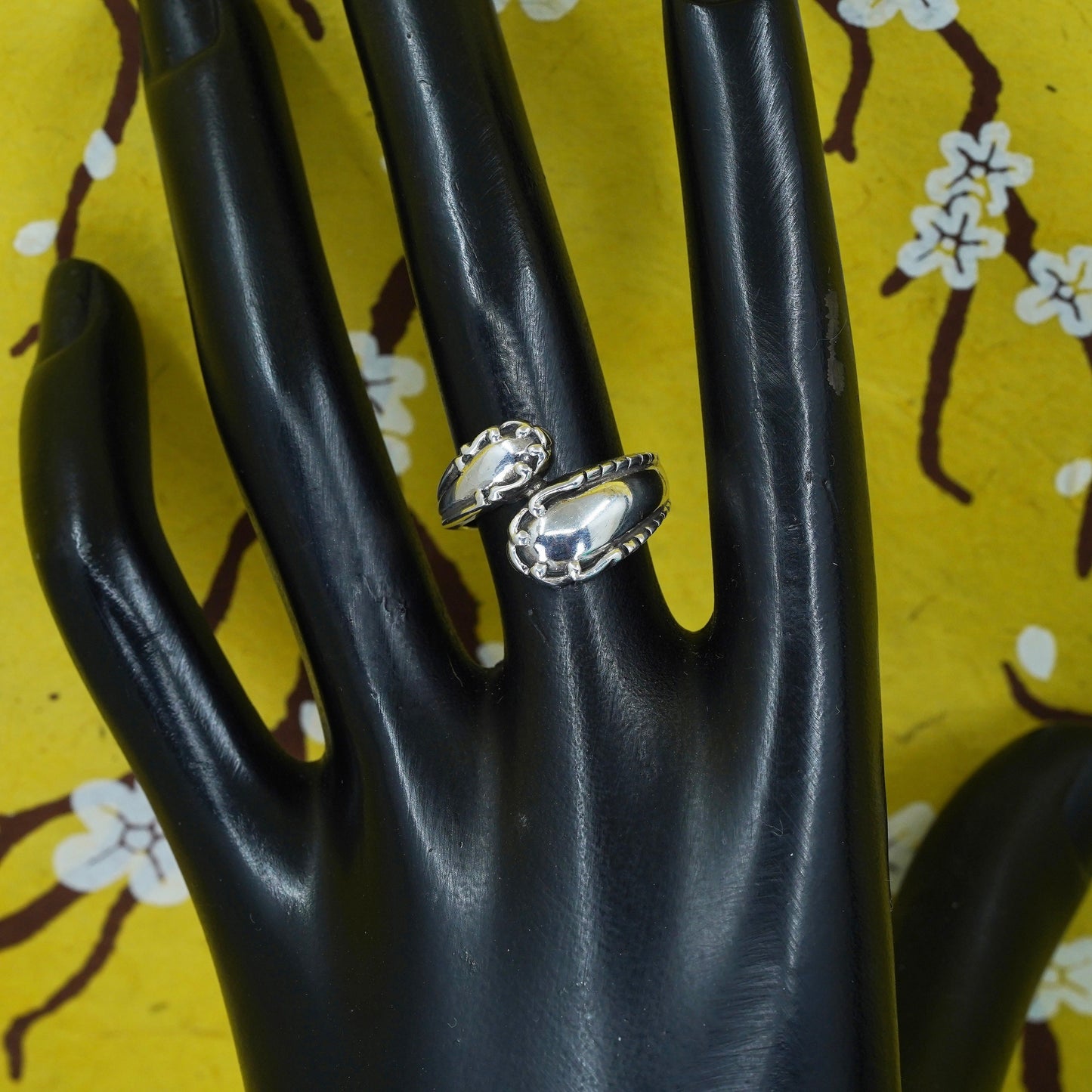 Size 6, Sterling silver handmade hammered beaded ring, Statement 925 wrap band