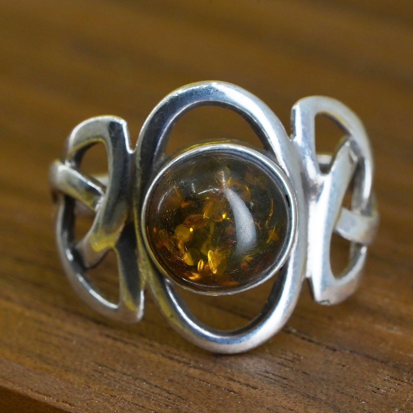 Size 6.25, Sterling 925 silver handmade Irish Celtic knot ring with round amber