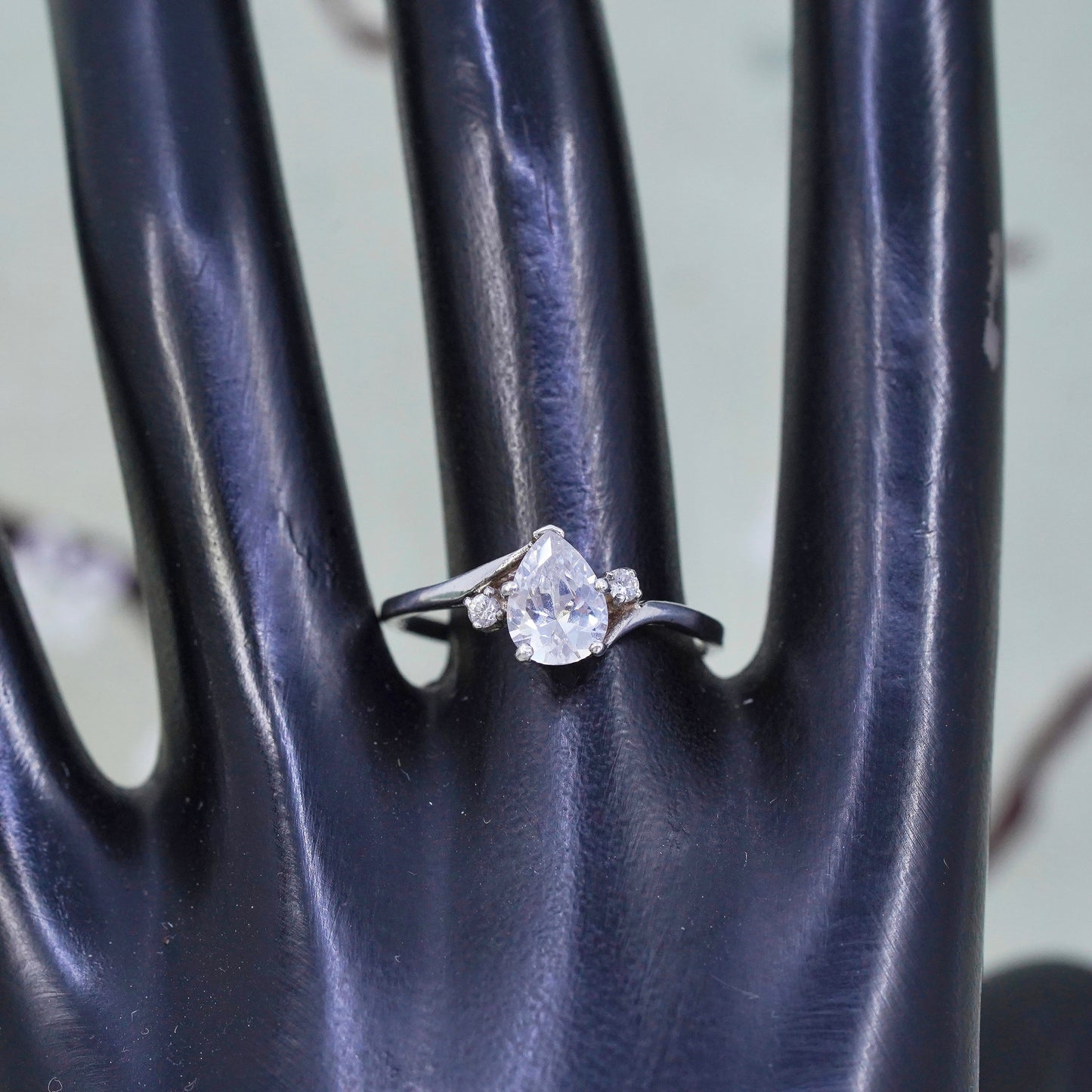 Size 9.5, Sterling silver ring, 925 silver w/ teardrop cut cz, engagement ring