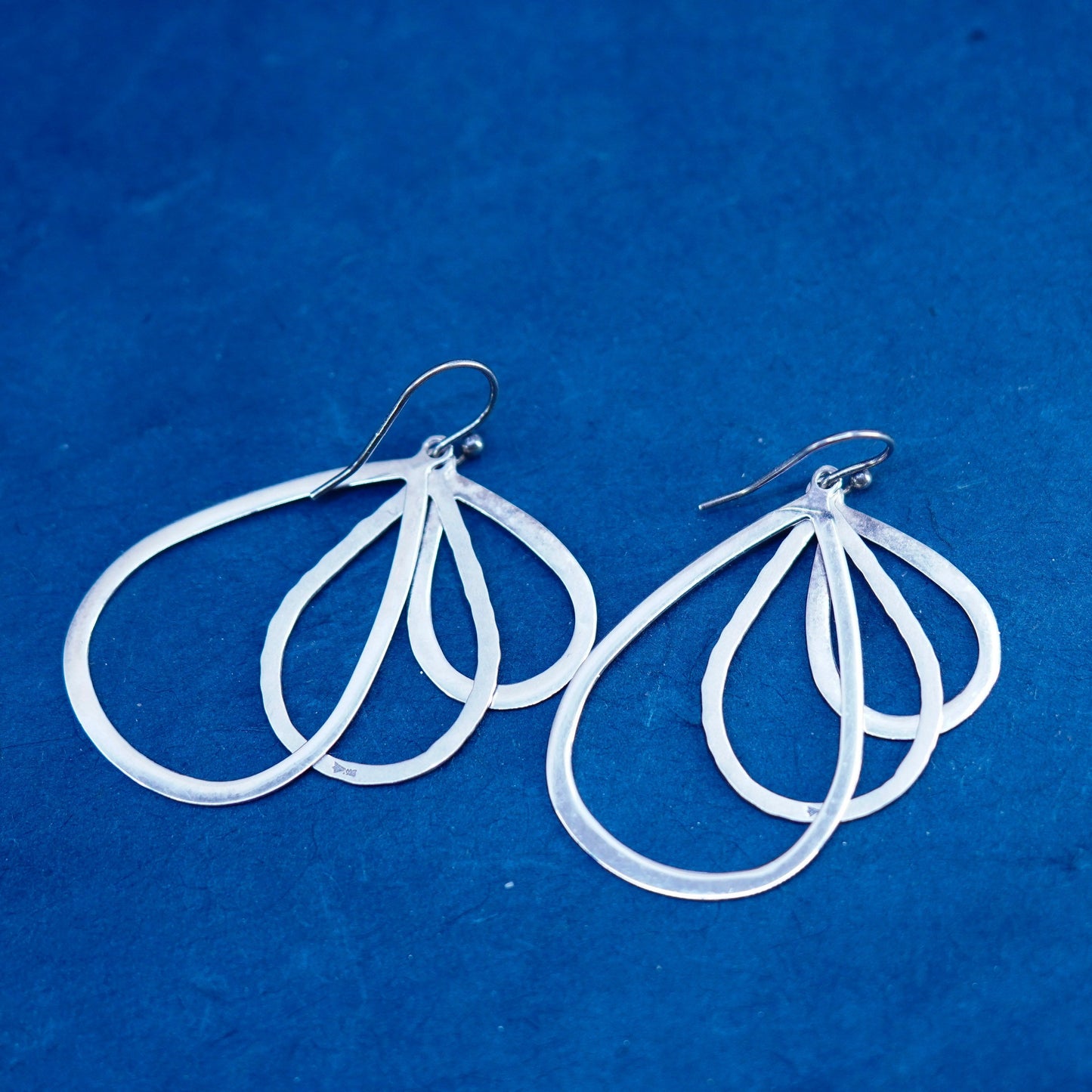 Vintage Silpada W1576 triple Textured Sterling Silver Dangle Teardrop Earrings