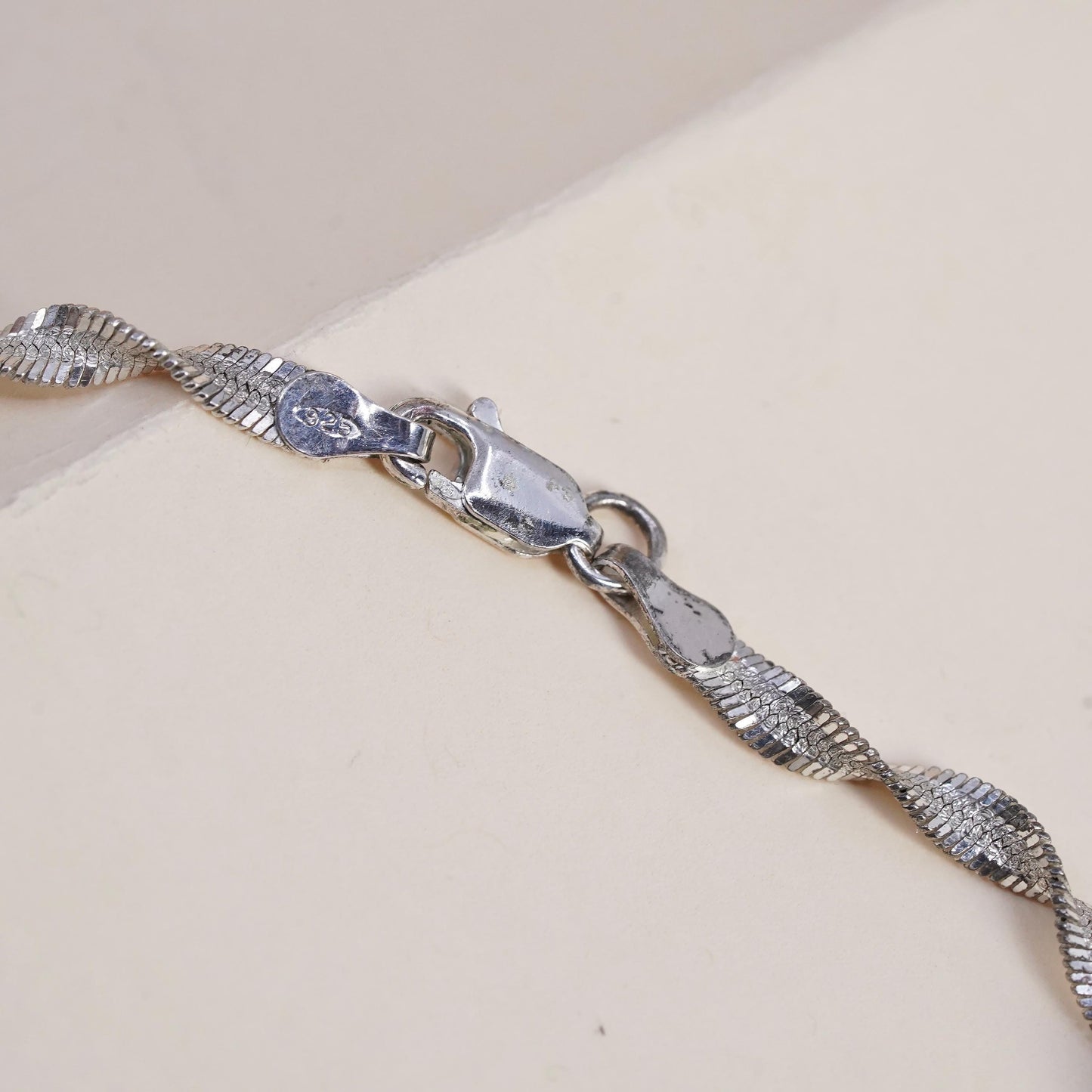 7.75", 4mm, Vintage sterling silver bracelet, 925 twisted herringbone chain