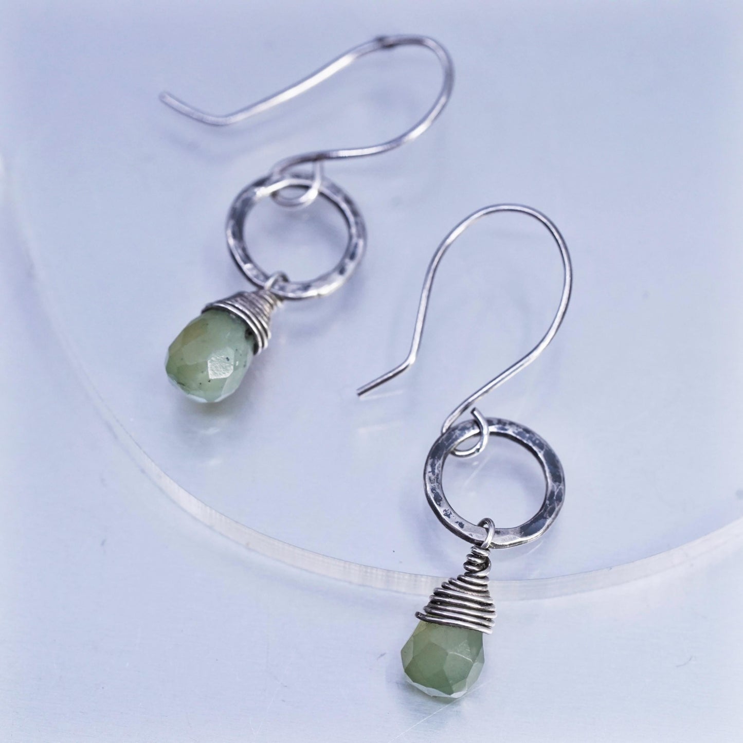 Vintage handmade Sterling 925 Silver Earrings, 925 circle with teardrop jade