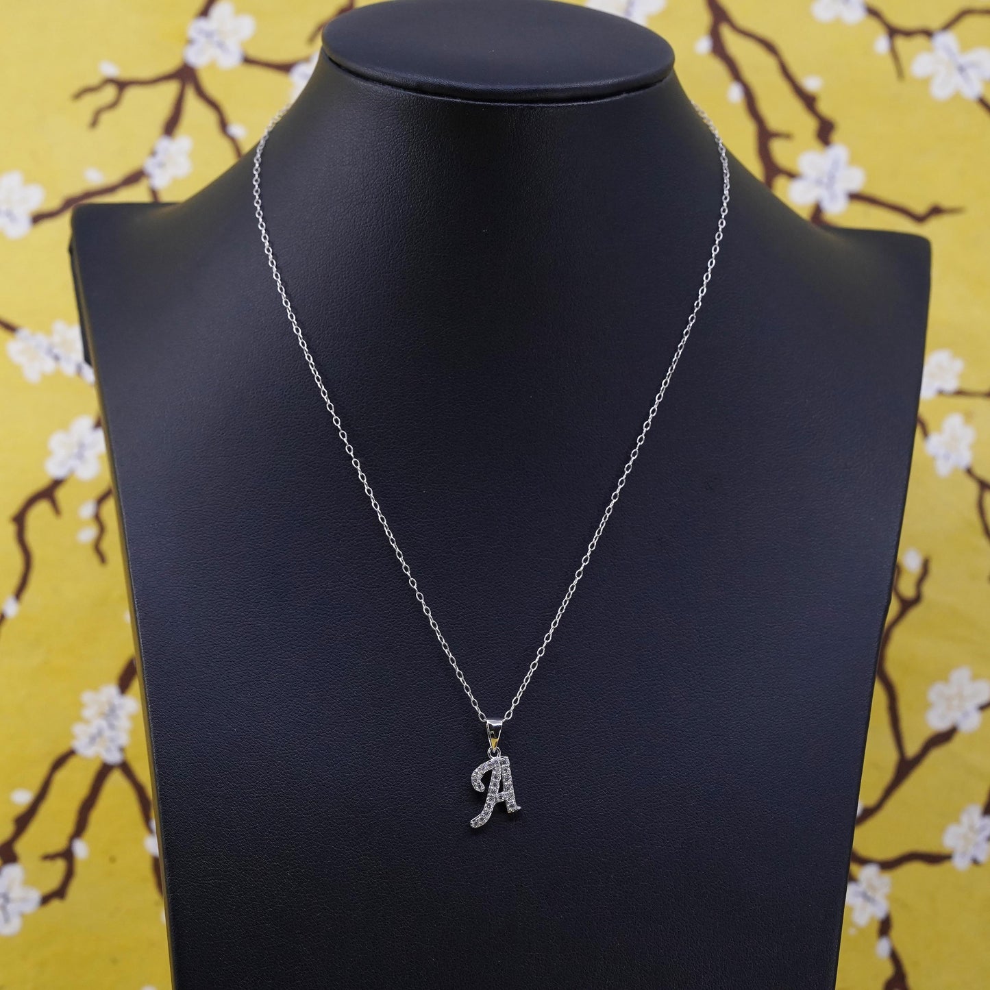 16", Italy Sterling 925 Silver Circle Chain Necklace with cz letter A Pendant