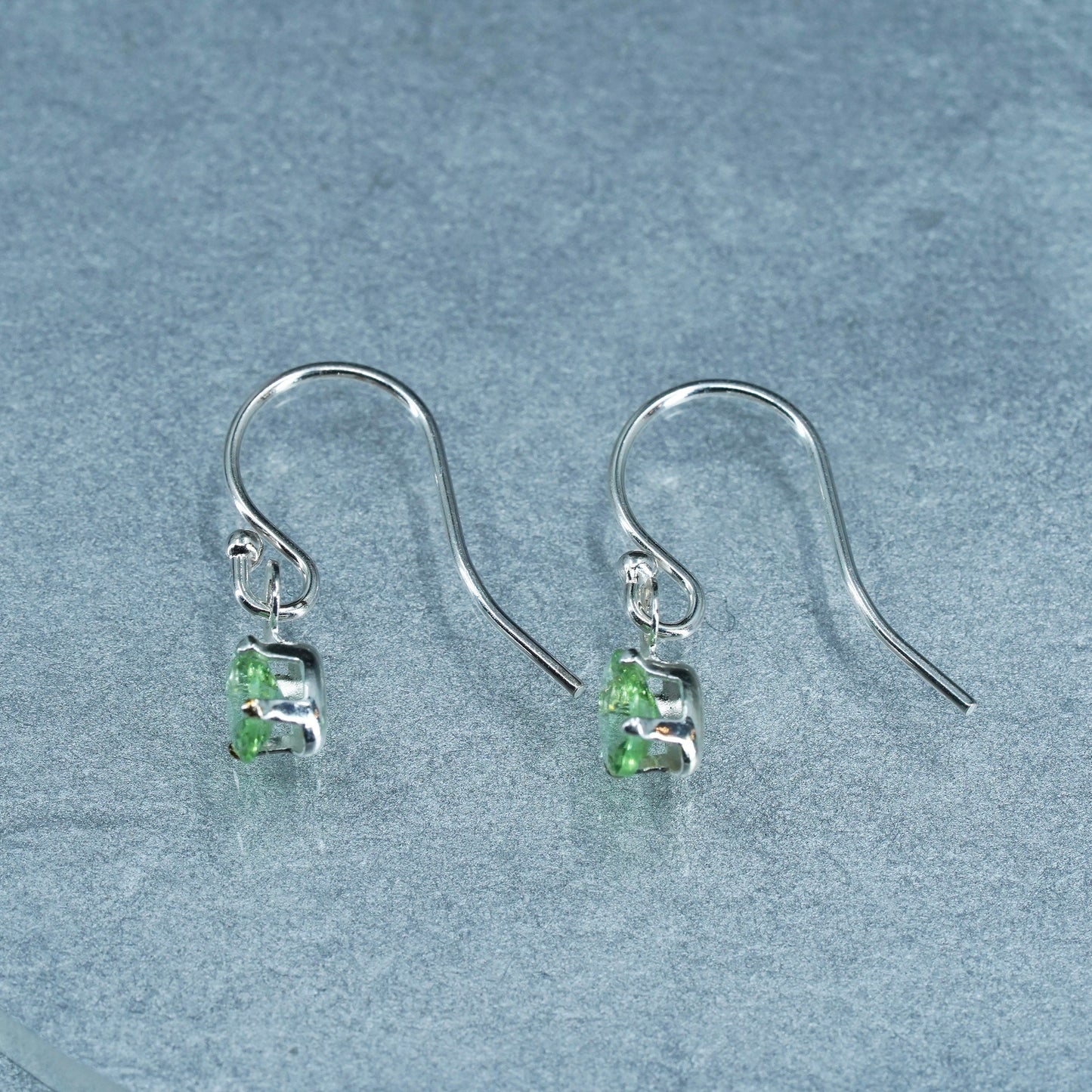 Vintage Sterling 925 silver handmade earrings with peridot