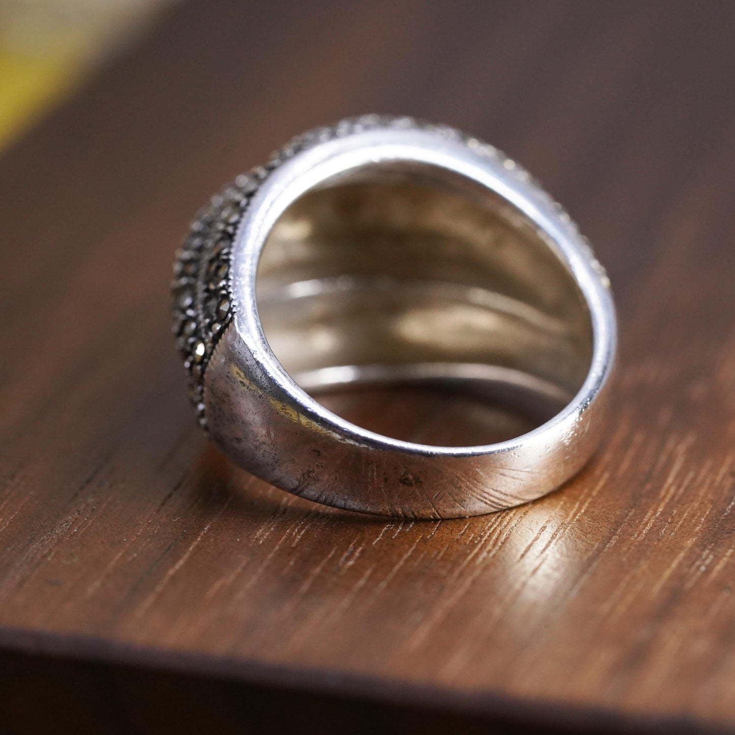 Size 8 VTG Sterling silver ring with cluster marcasites, 925 dome ribbed band