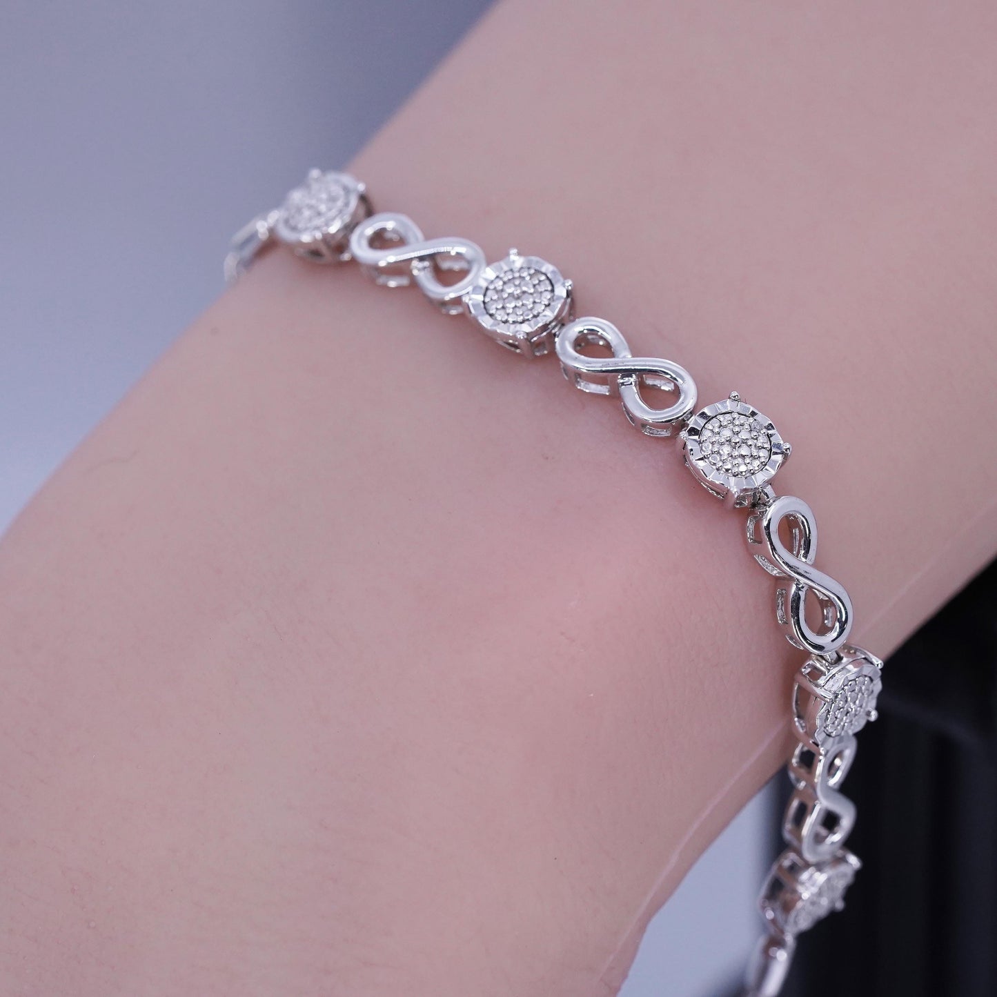 6.5+1”, vintage Sterling 925 silver bracelet, wheat chain with cluster diamonds