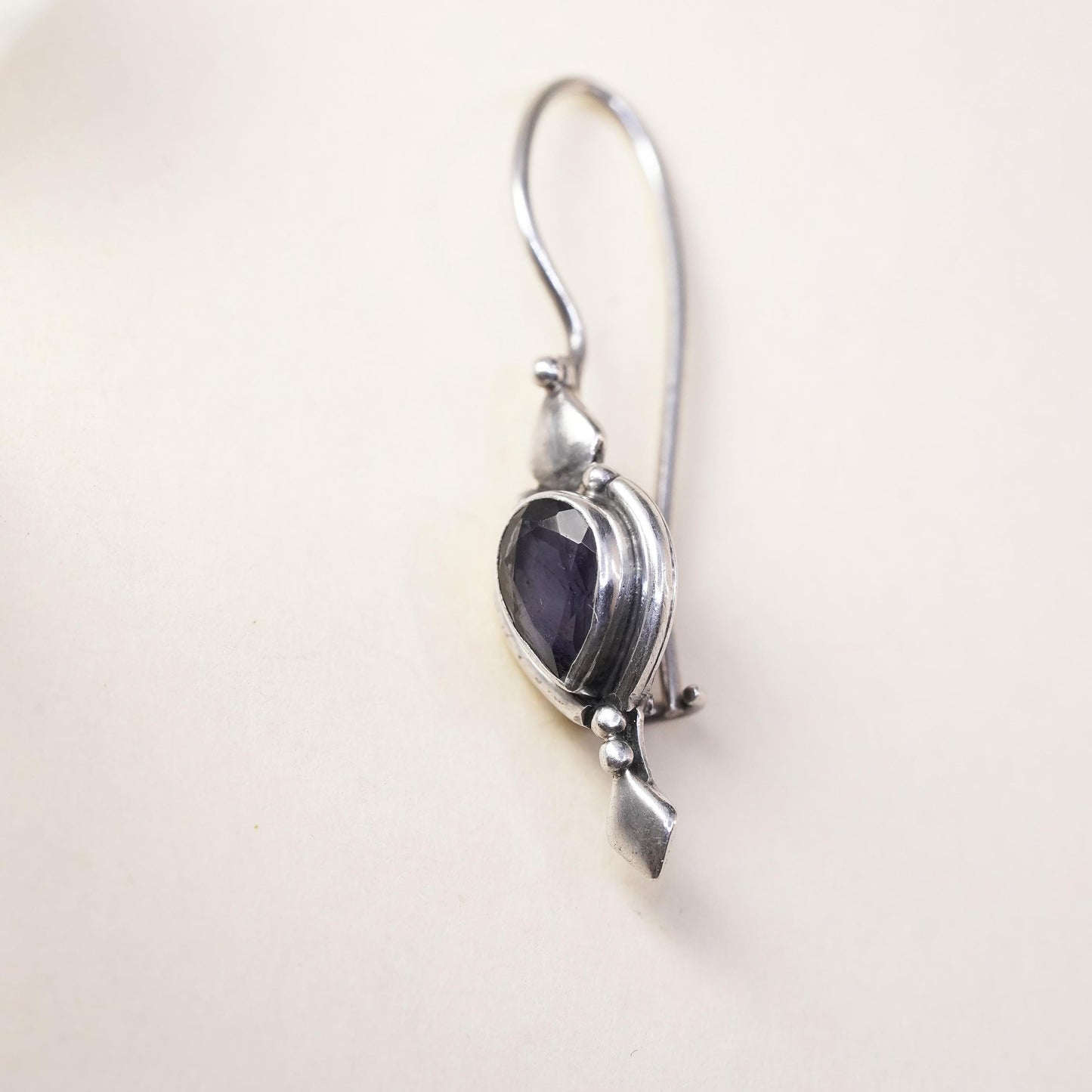Southwestern sterling silver 925 single earring with amethyst and lever back