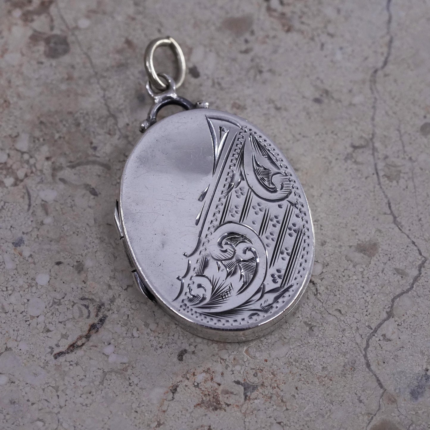 Vintage Sterling silver handmade pendant, 925 oval photo locket with swirly