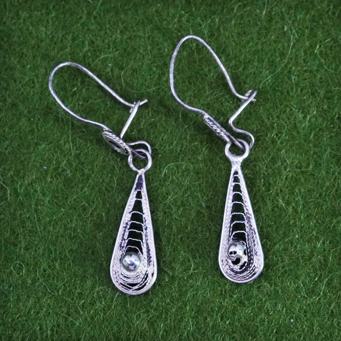 Vintage sterling silver handmade earrings, 925 filigree teardrop