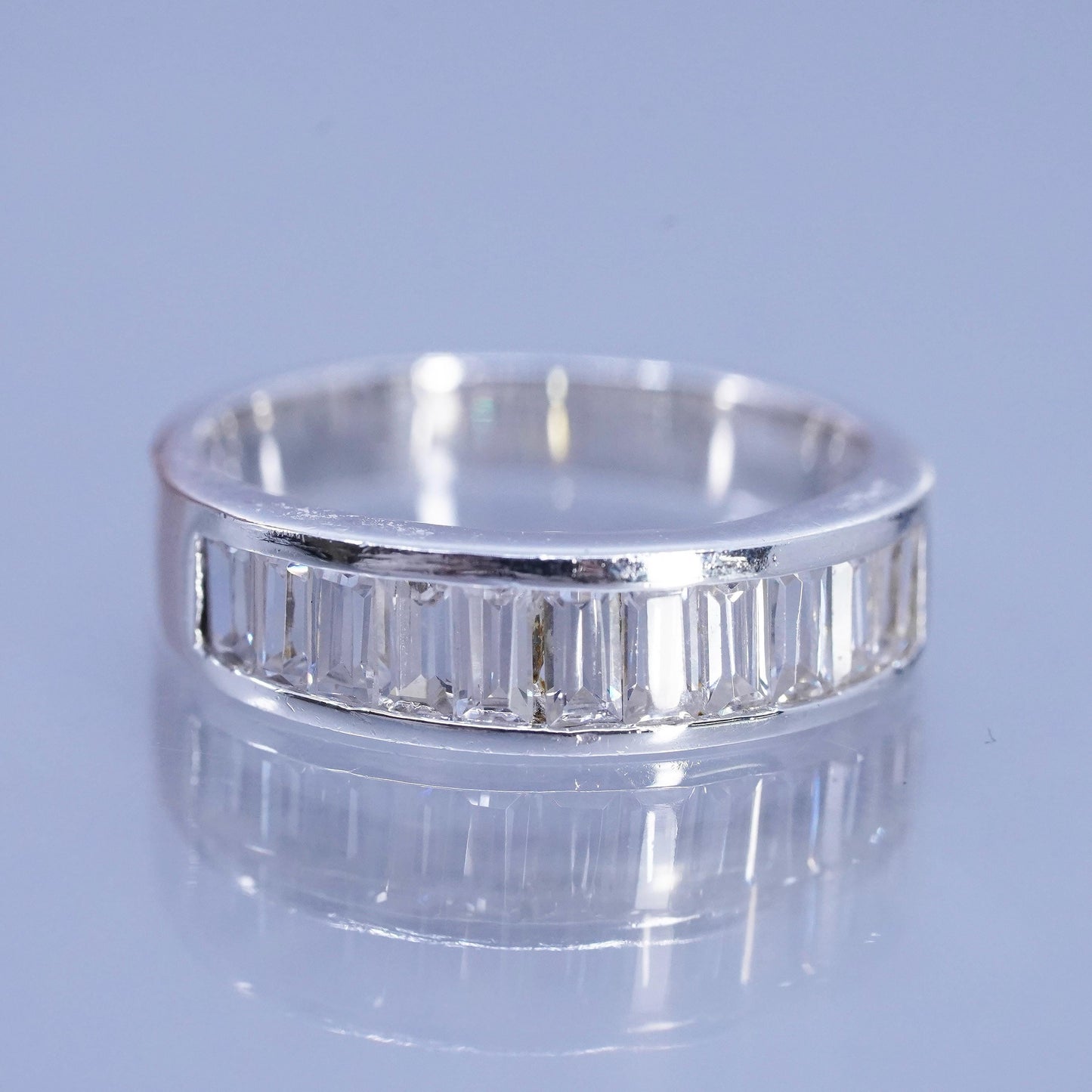 Size 8, vintage Sterling 925 silver handmade band ring with cluster Cz