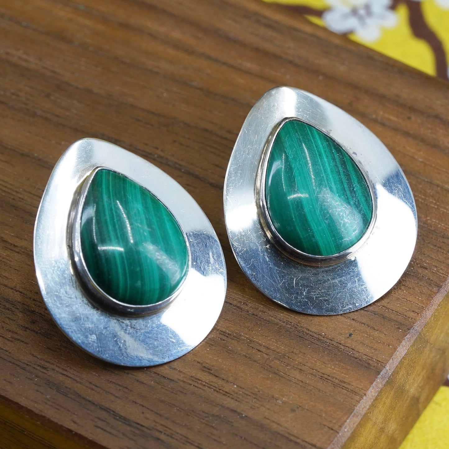 Native American SR Sterling Silver Earrings, teardrop 925 studs malachite inlay