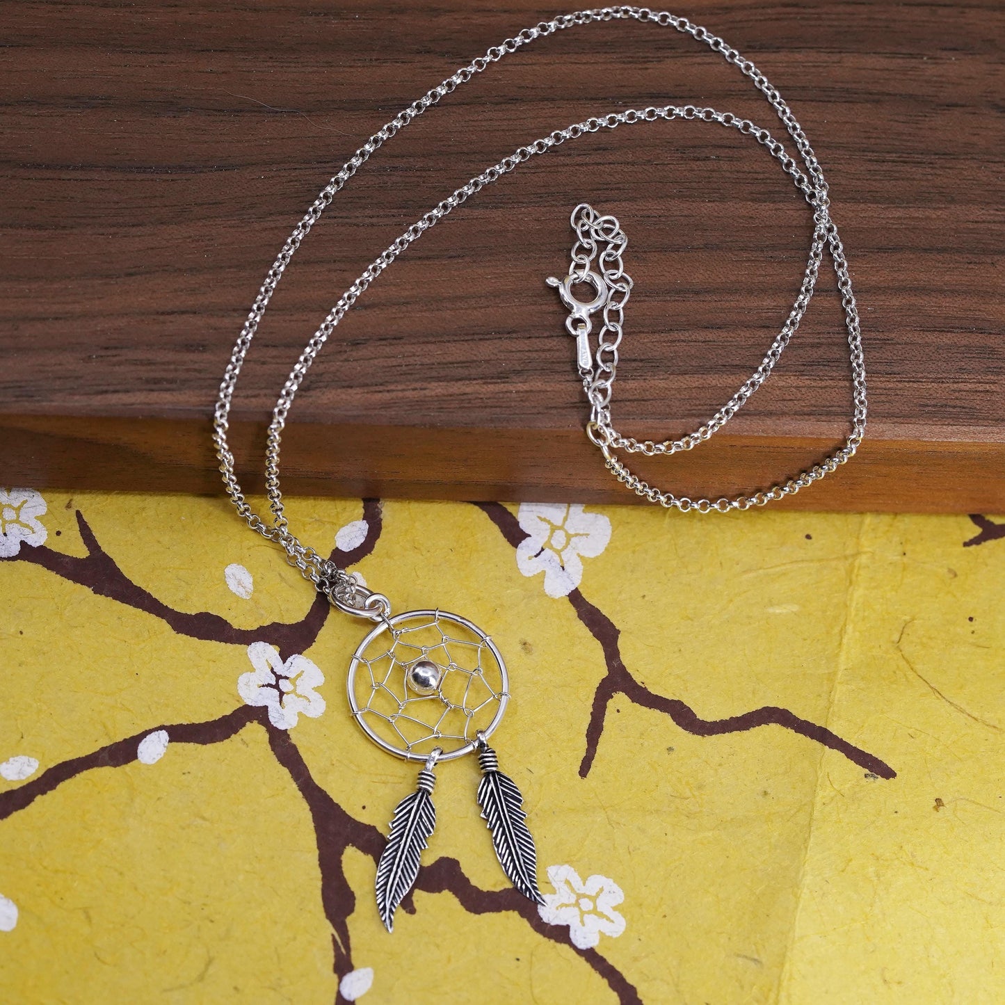 16+2", vintage sterling 925 Silver necklace net pendant and feather dangles