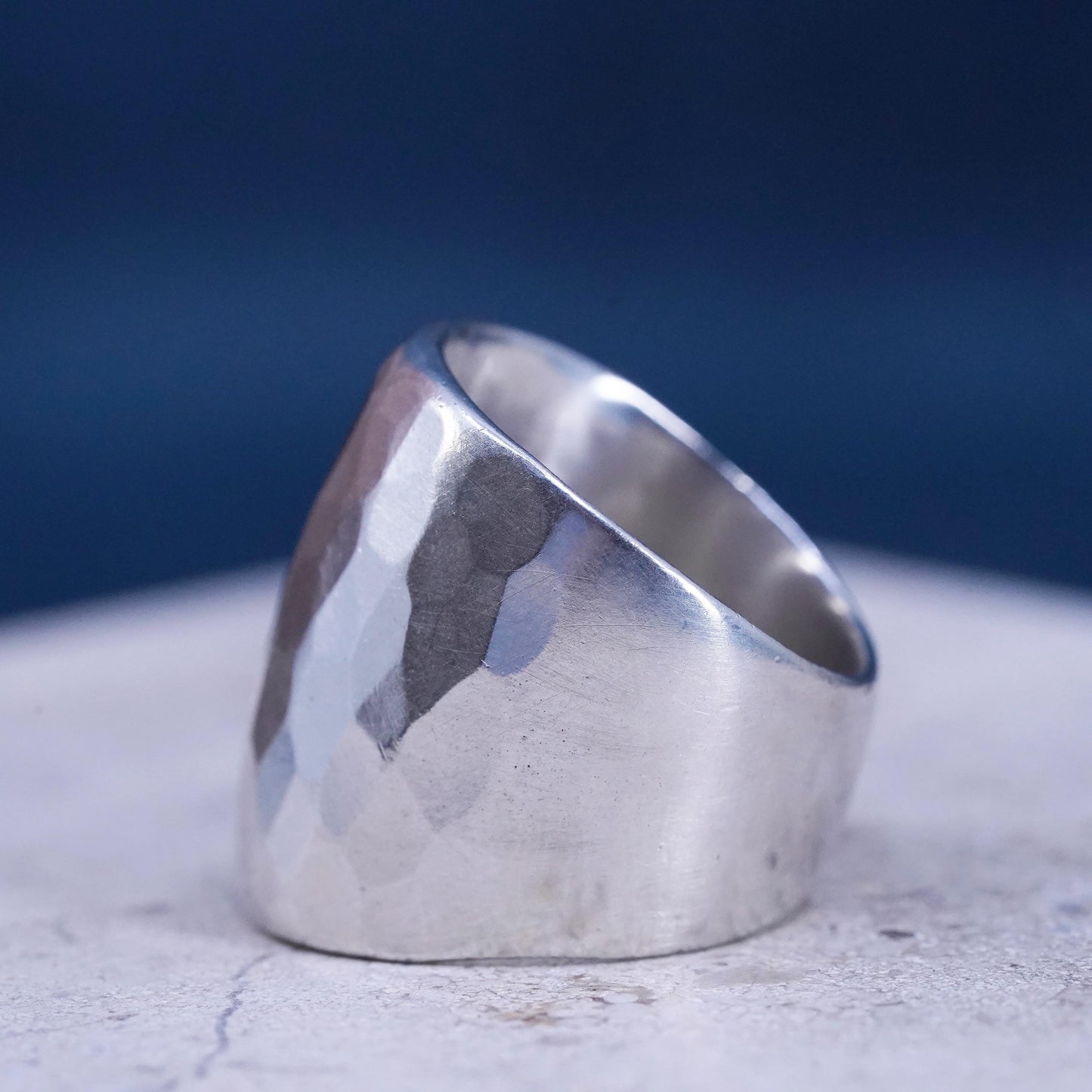 Size 7, vintage Sterling silver handmade ring, modern hammered 925 wide band