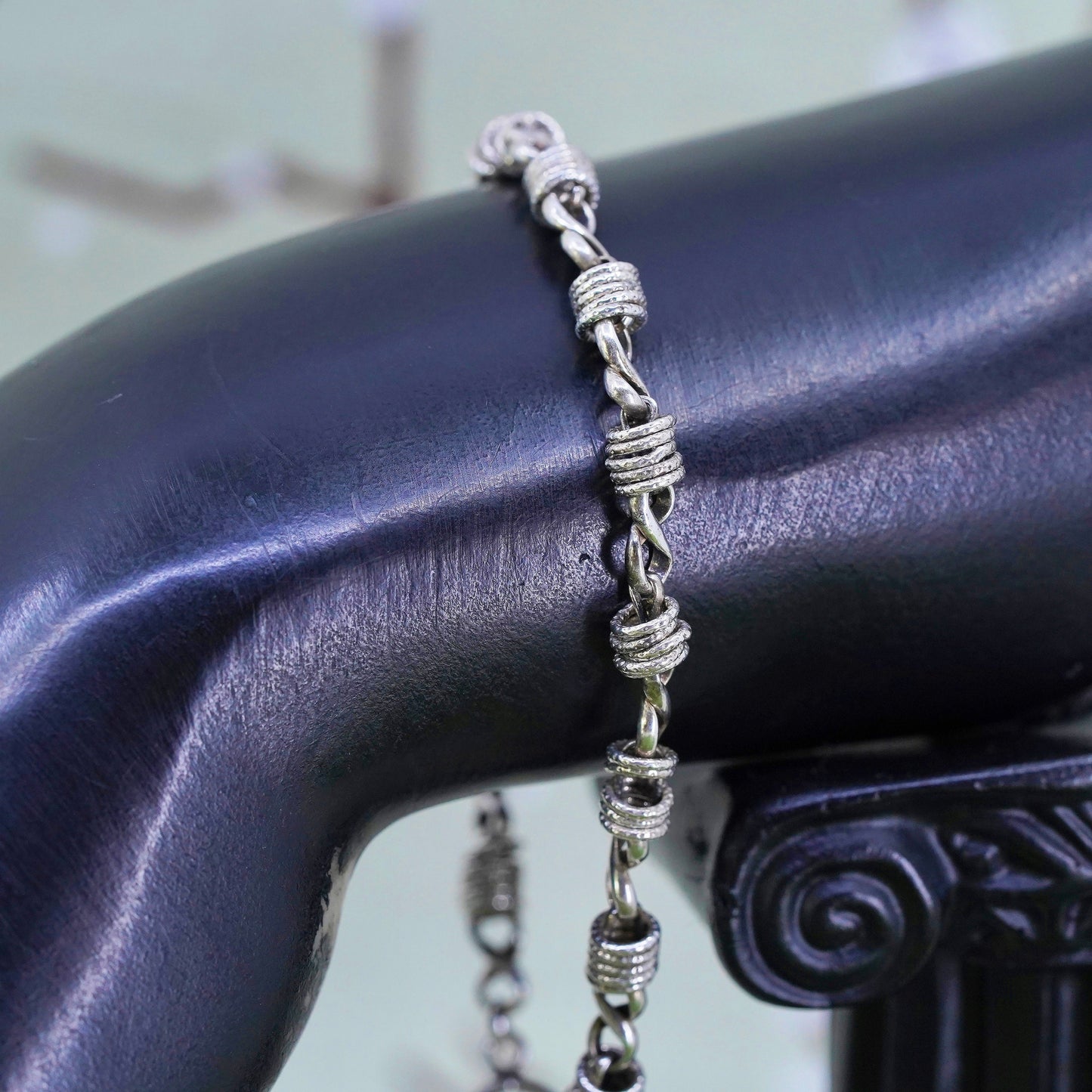 7" , sterling silver charm bracelet, 925 bold circle chain with Toggle Closure