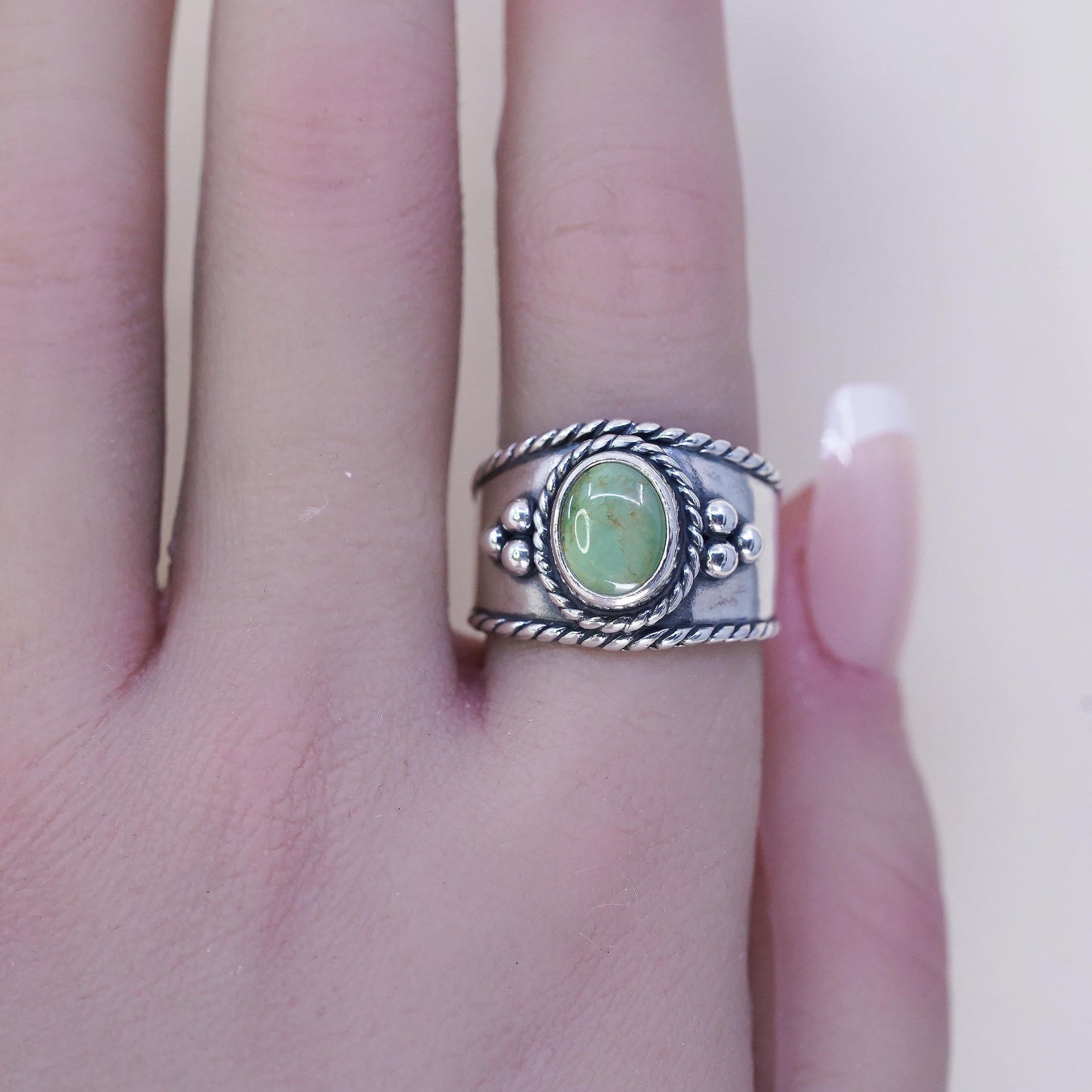 Size 8, Vintage 925 Sterling Silver Green Turquoise Ring, Southwestern Navajo