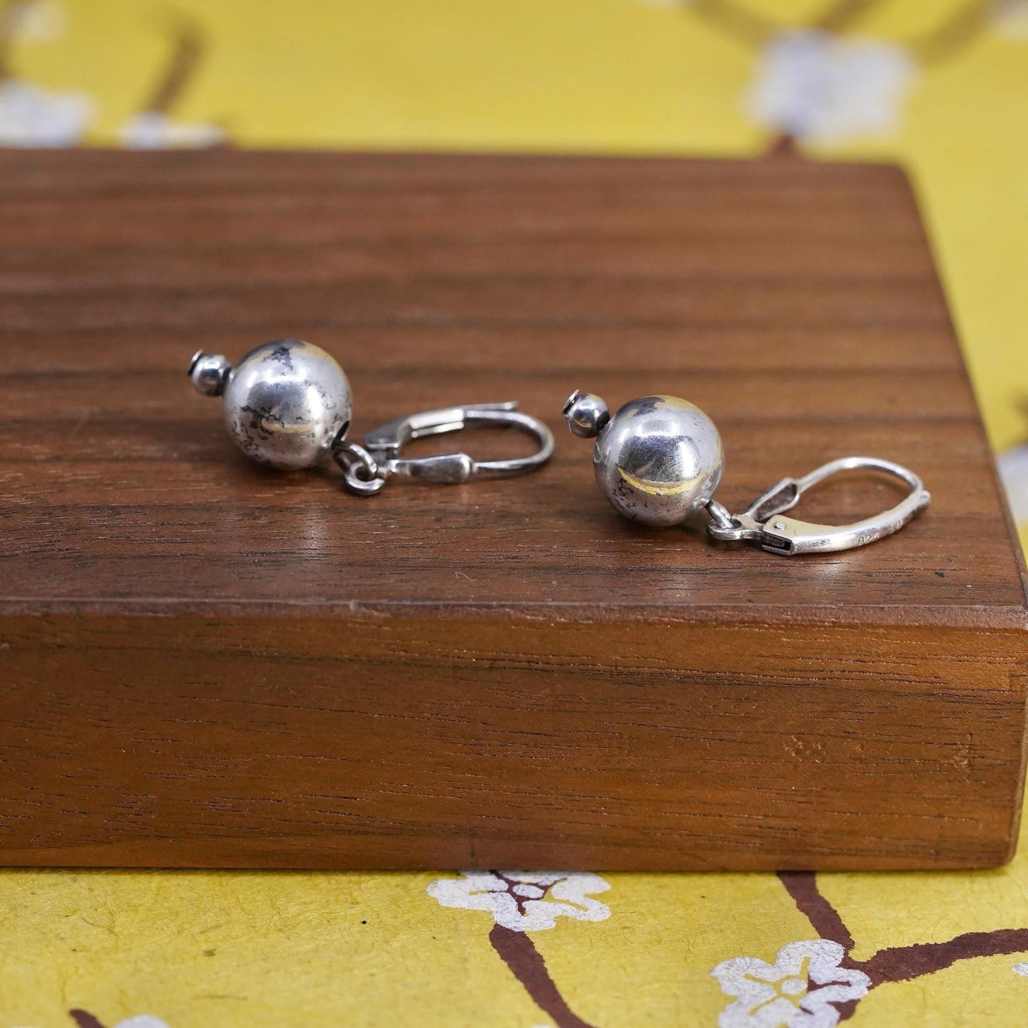 Vintage Mexican Sterling 925 silver handmade earrings with 9mm beads drops
