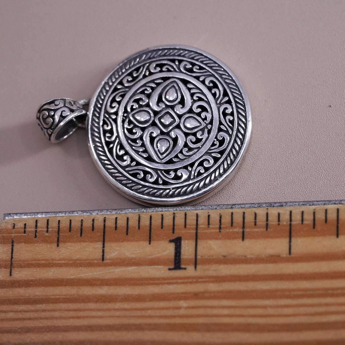 Vintage Sterling silver handmade pendant, 925 filigree circle charm