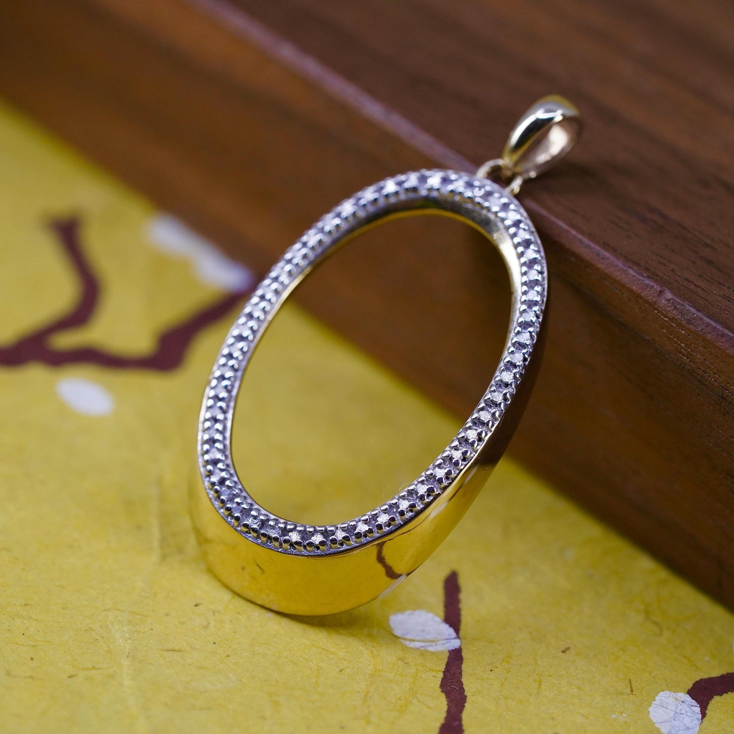 Vintage gold plated sterling silver pendant, 925 oval with genuine diamond