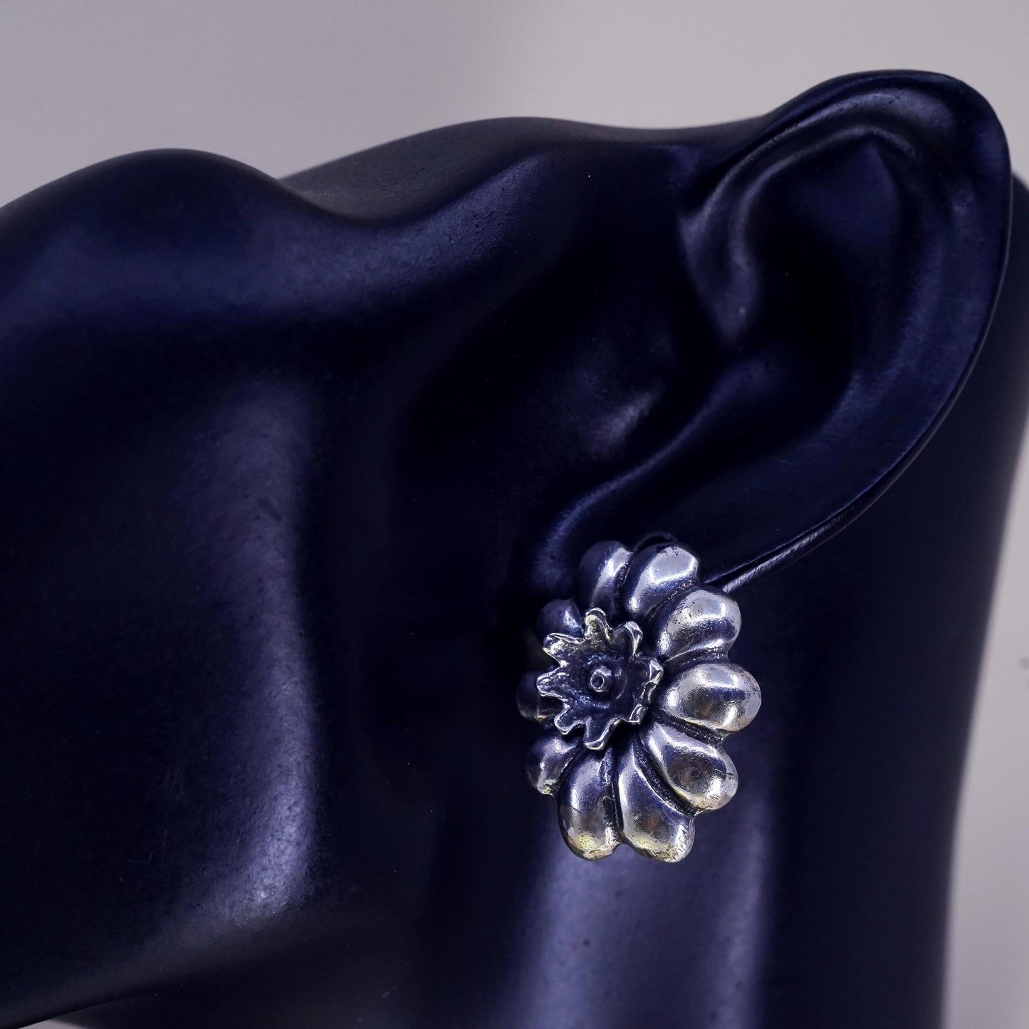 Vintage Sterling silver handmade earrings, 925 screw back flower earrings