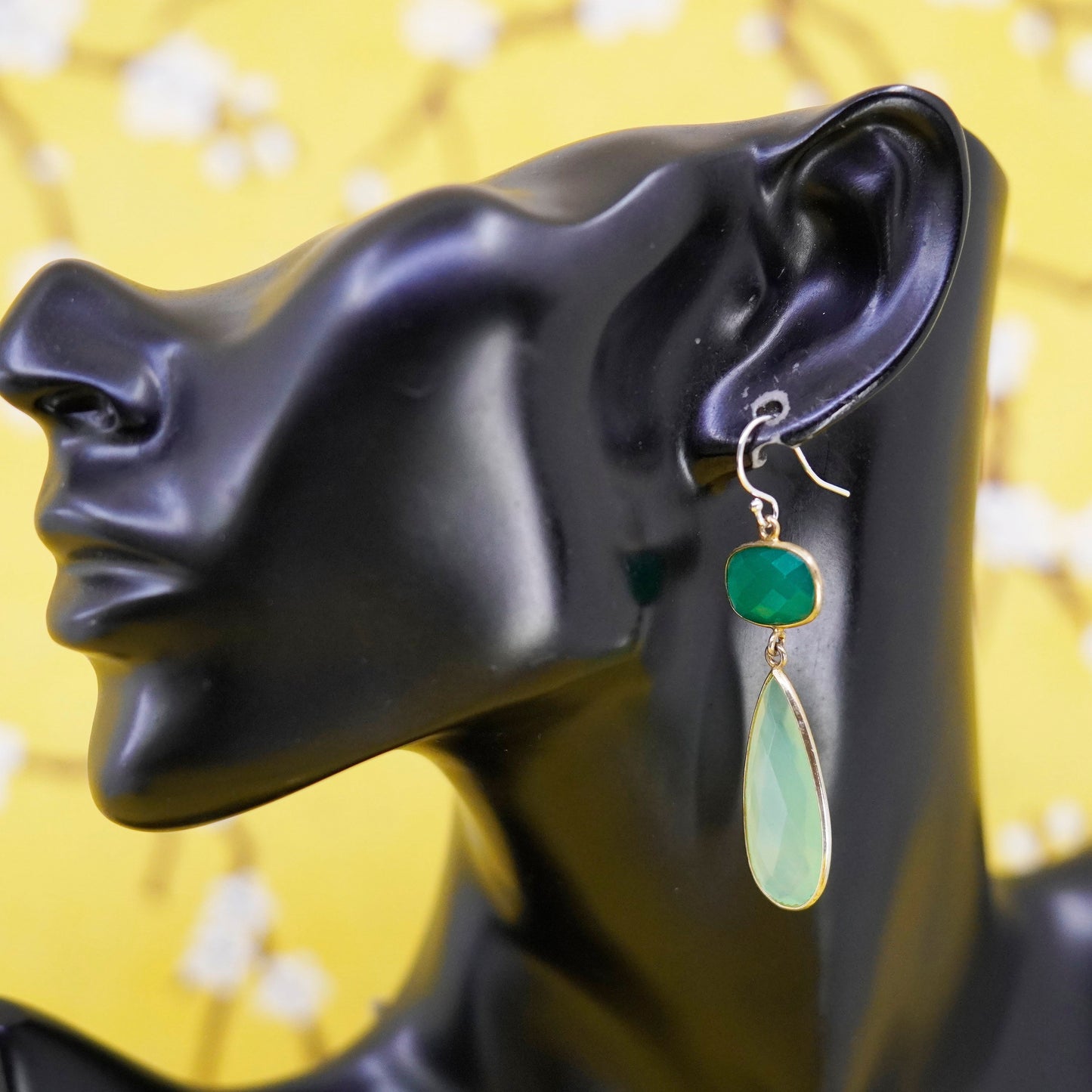 vermeil, gold over Sterling silver 925 earrings with emerald teardrop prehnite