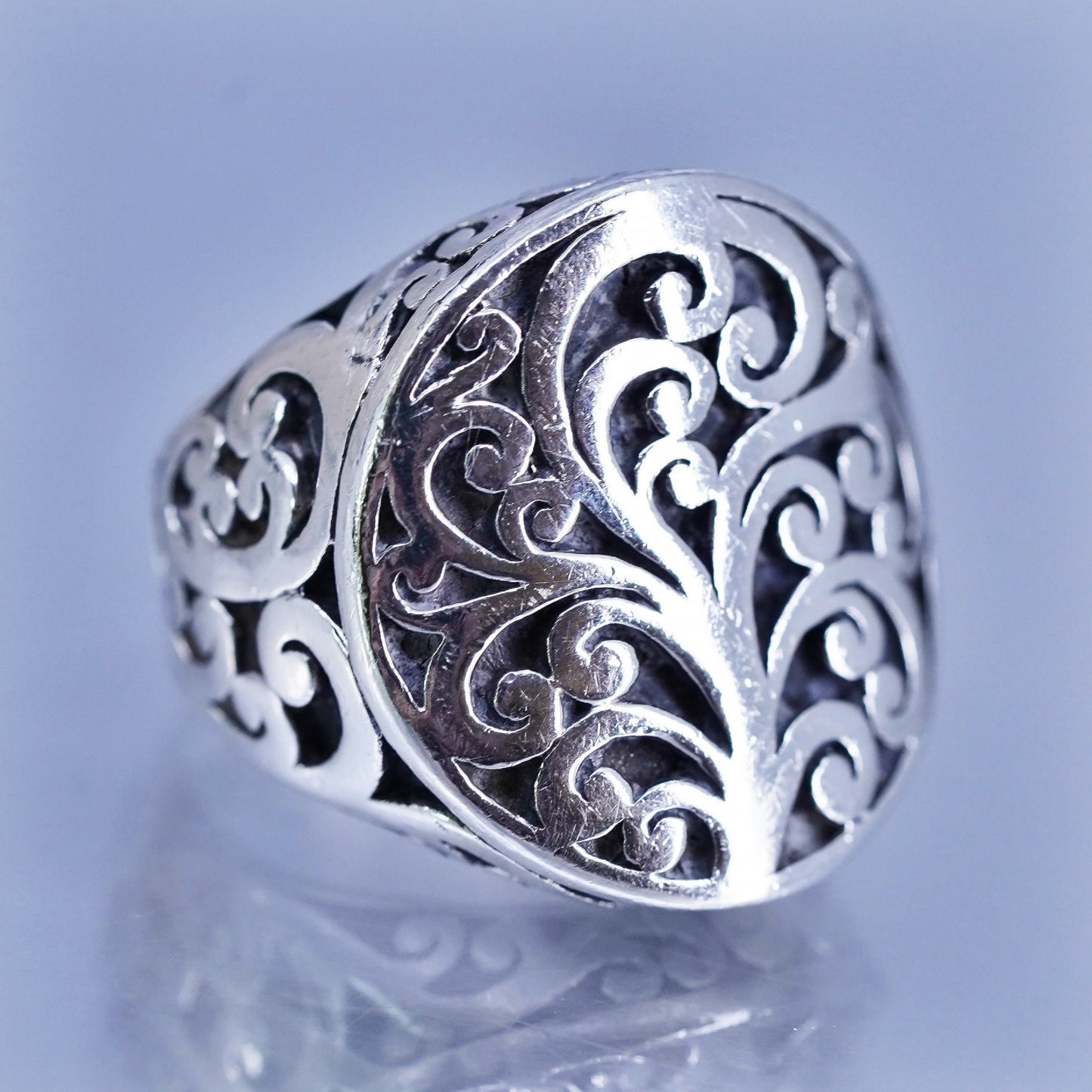 Size 6, vintage Sterling 925 silver handmade ring, modern swirly band