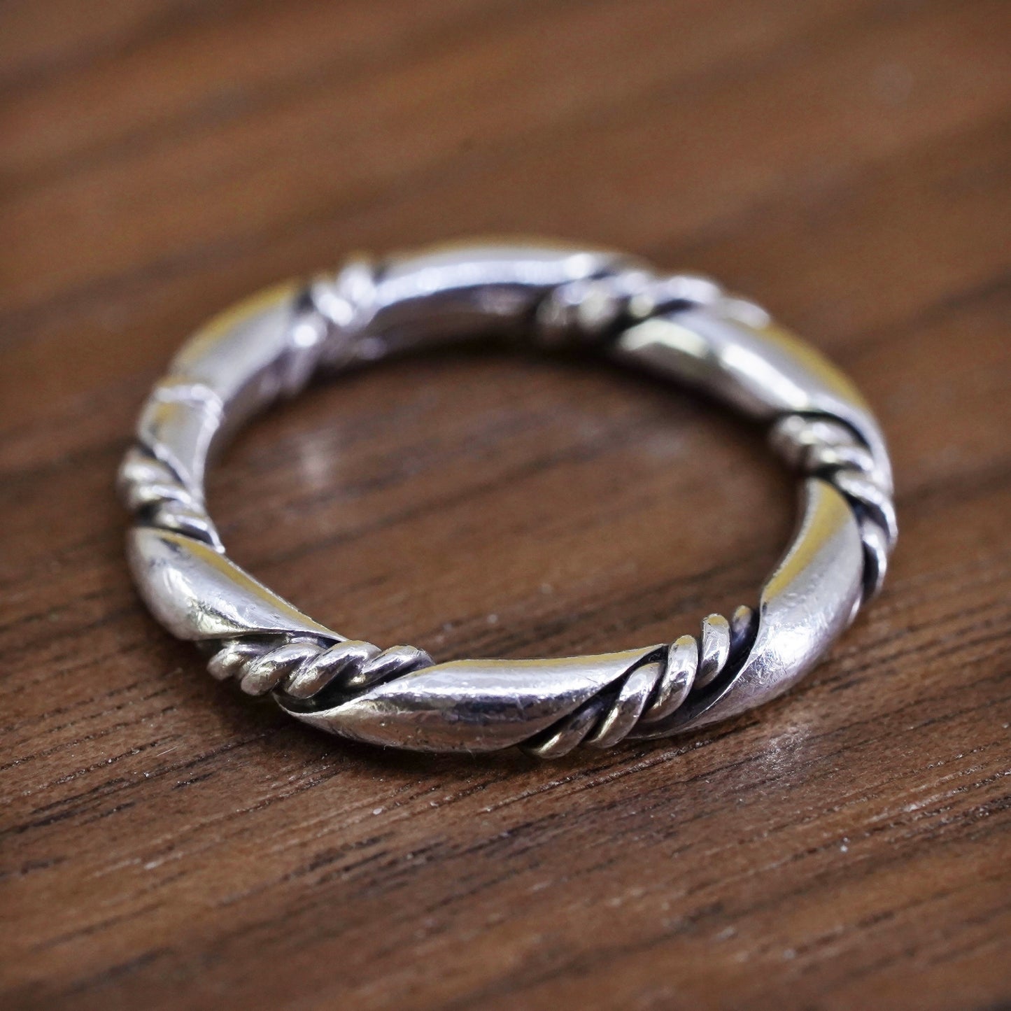 size 5, vintage Sterling silver handmade ring, Mexican 925 band with cable