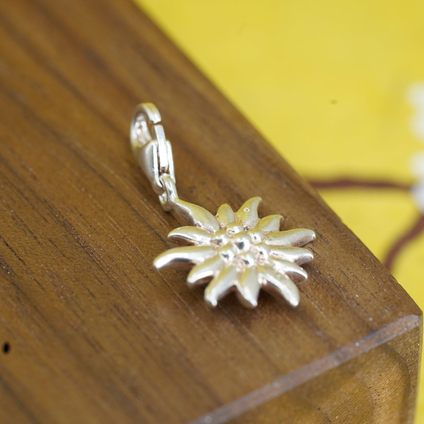 Vintage Sterling 925 silver handmade flower pendant