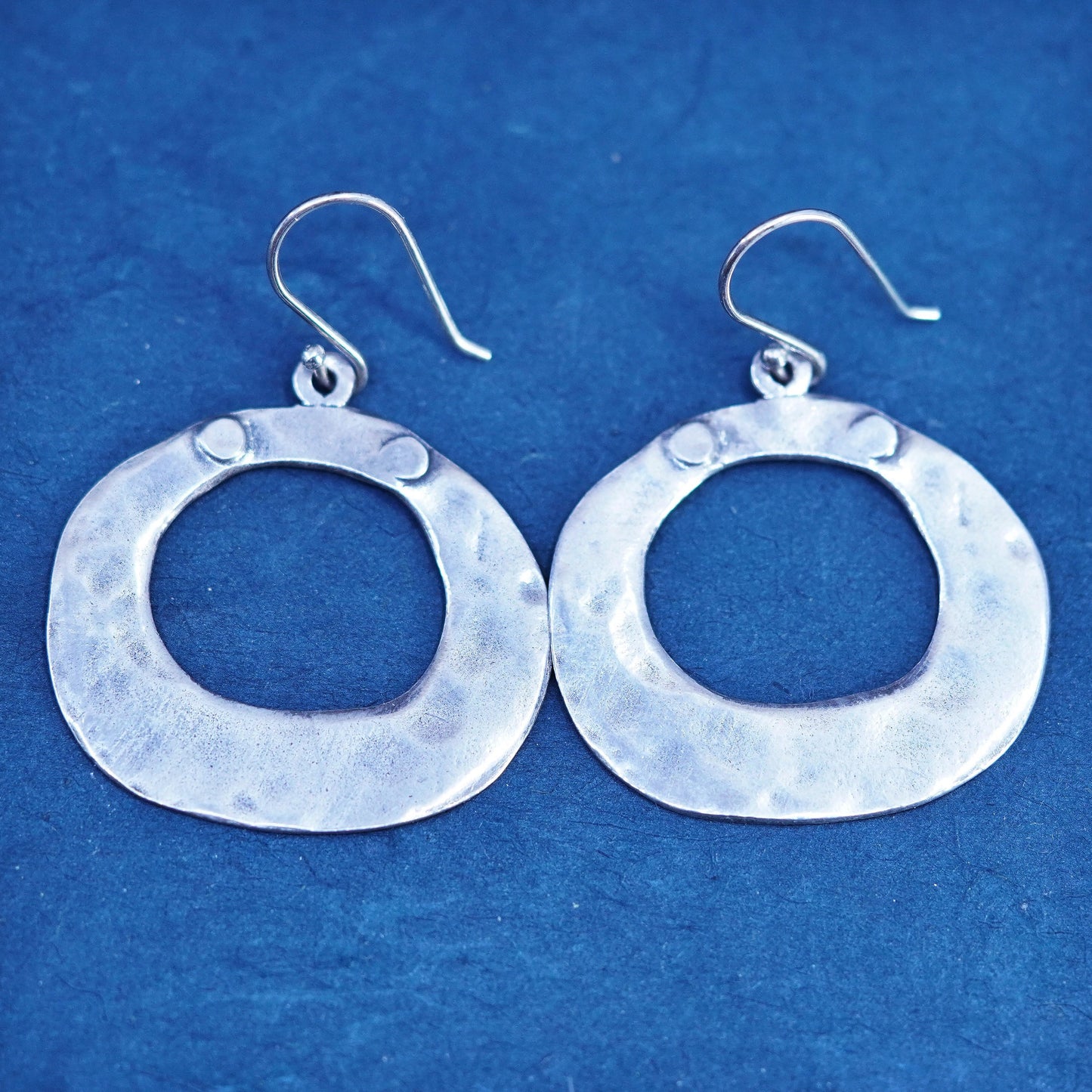 Silpada 925 Sterling Silver Hammered Circular Dangle Earrings W1848 Oval Shiny