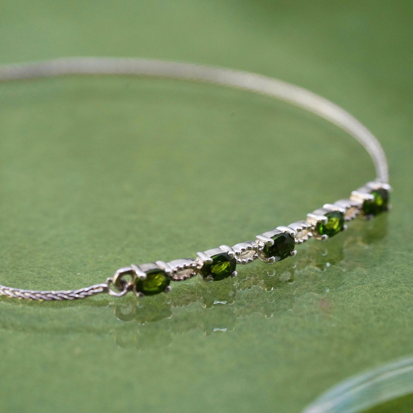 Size adjustable, Vintage sterling silver bracelet, 925 box chain with peridot