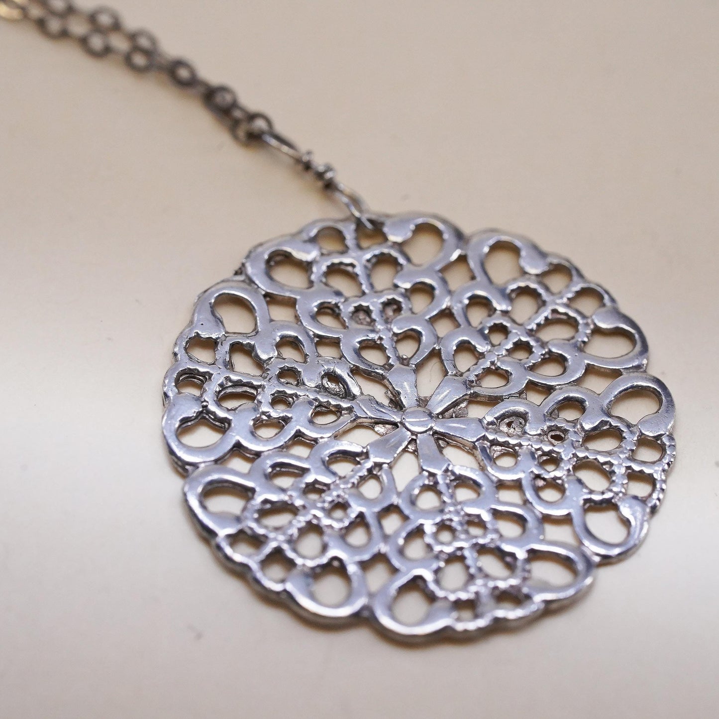 18", Vintage Sterling 925 silver circle chain necklace filigree circle pendant
