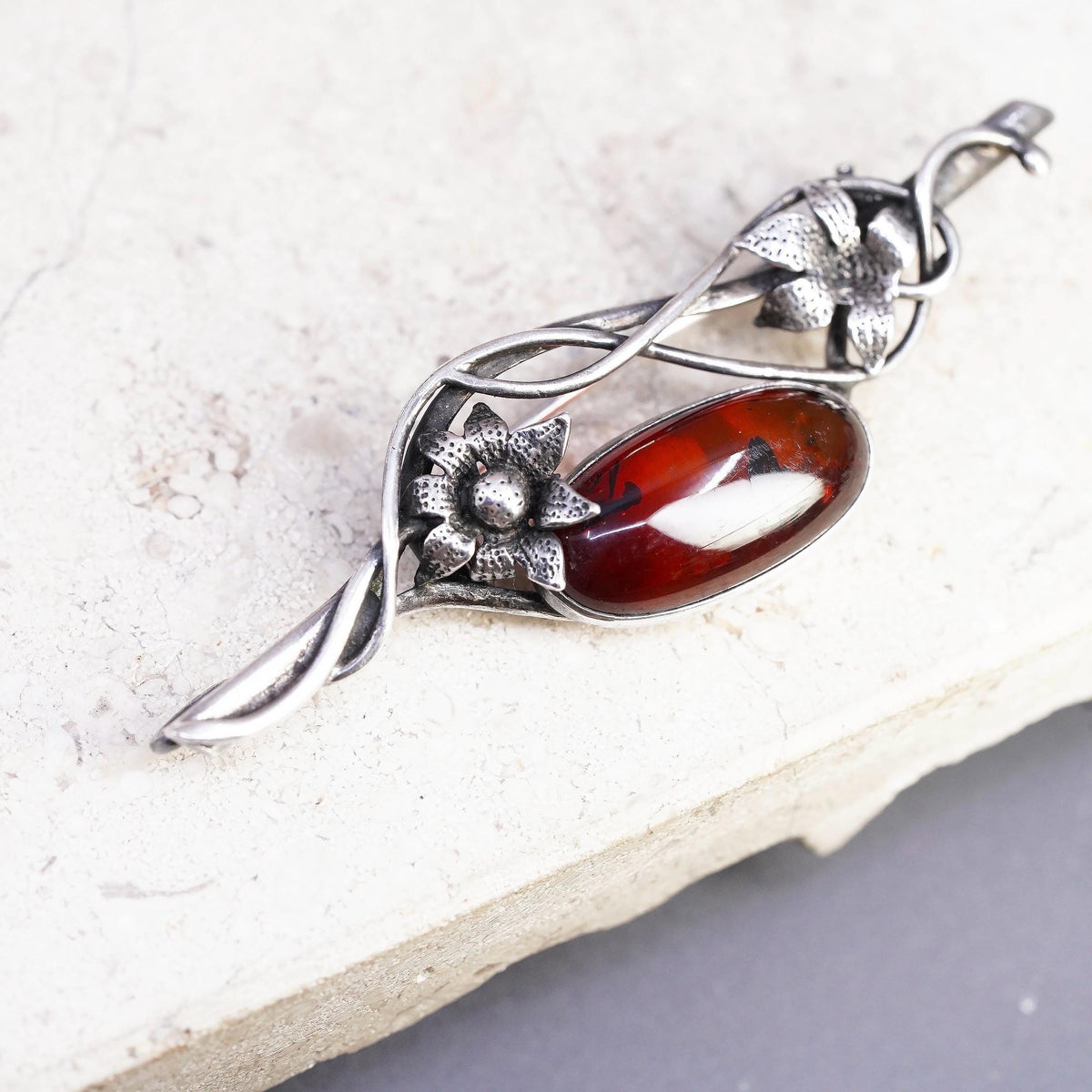 Sterling 925 Silver Amber Brooch Pin, Floral Vine Baltic pendant, Art Nouveau