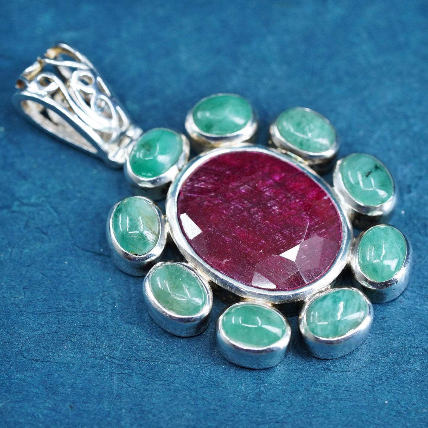 Vintage Sterling 925 silver handmade pendant with natural ruby and green jade