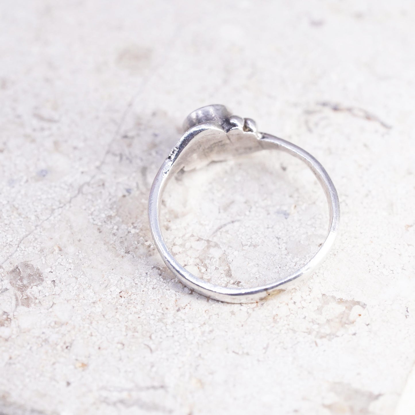 Size 5, vintage Sterling 925 silver handmade ring with onyx and beads